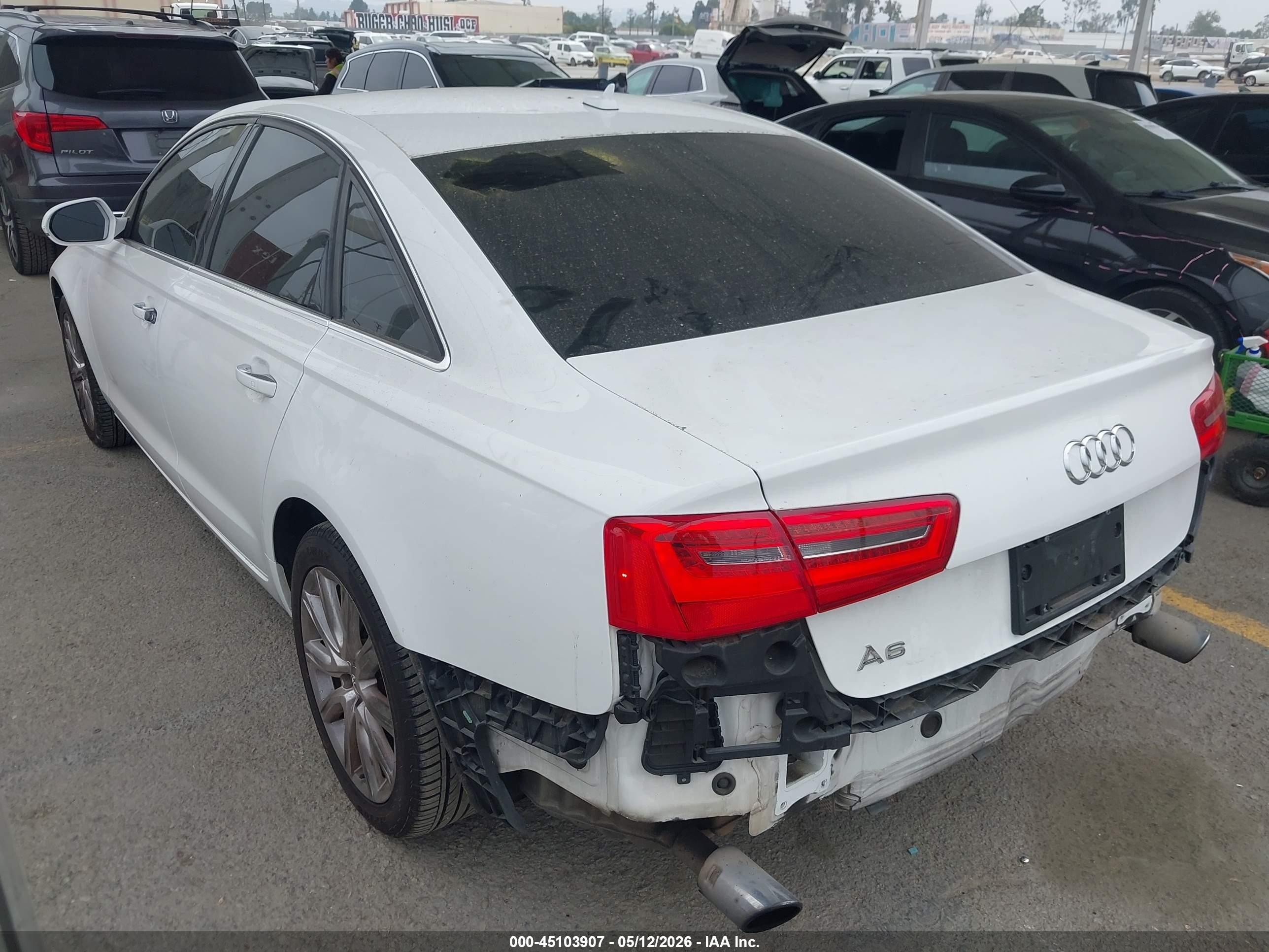 2013 Audi A6 2.0t Premium White vin: WAUDFAFC2DN152634