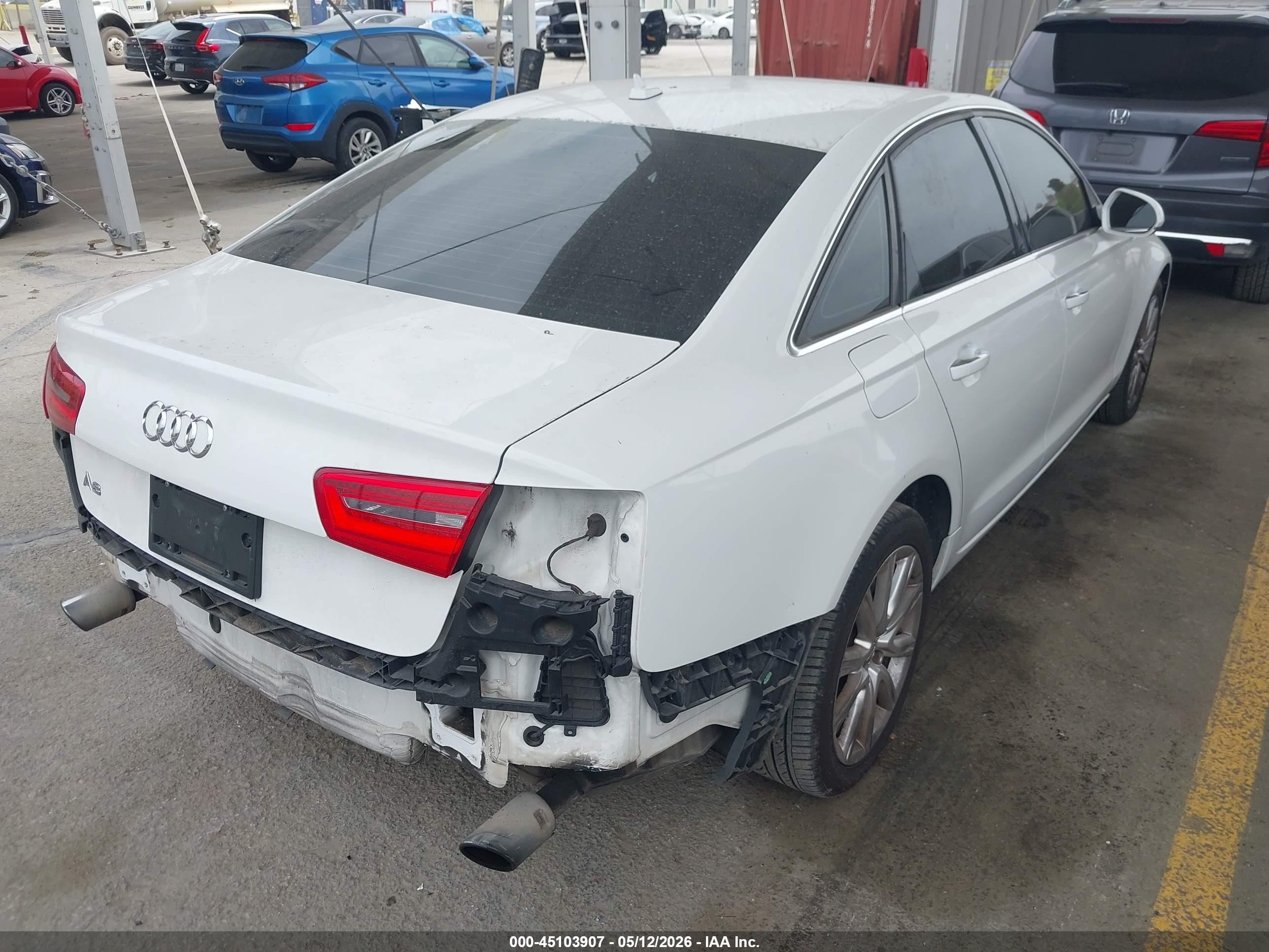 2013 Audi A6 2.0t Premium White vin: WAUDFAFC2DN152634