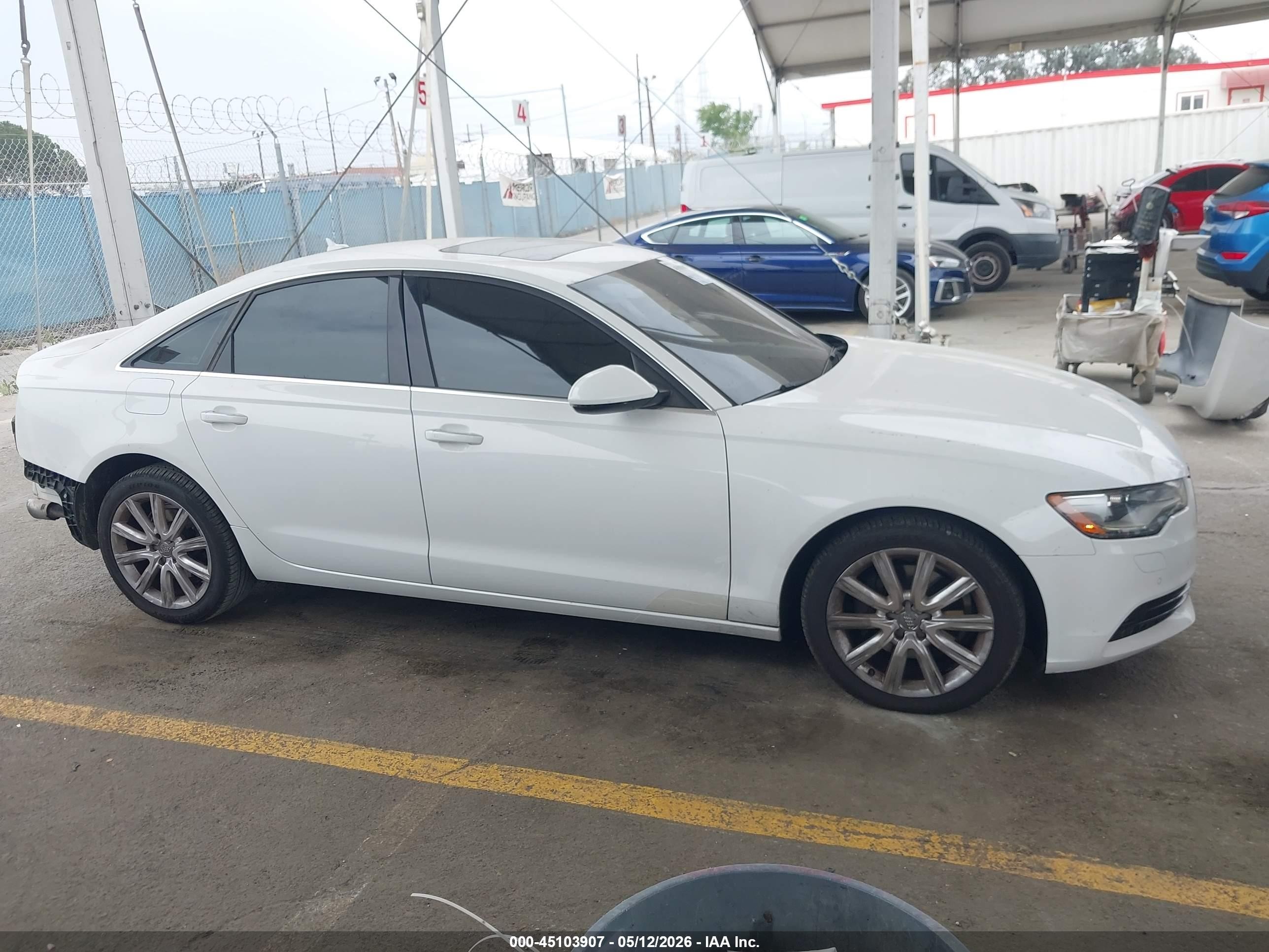 2013 Audi A6 2.0t Premium White vin: WAUDFAFC2DN152634