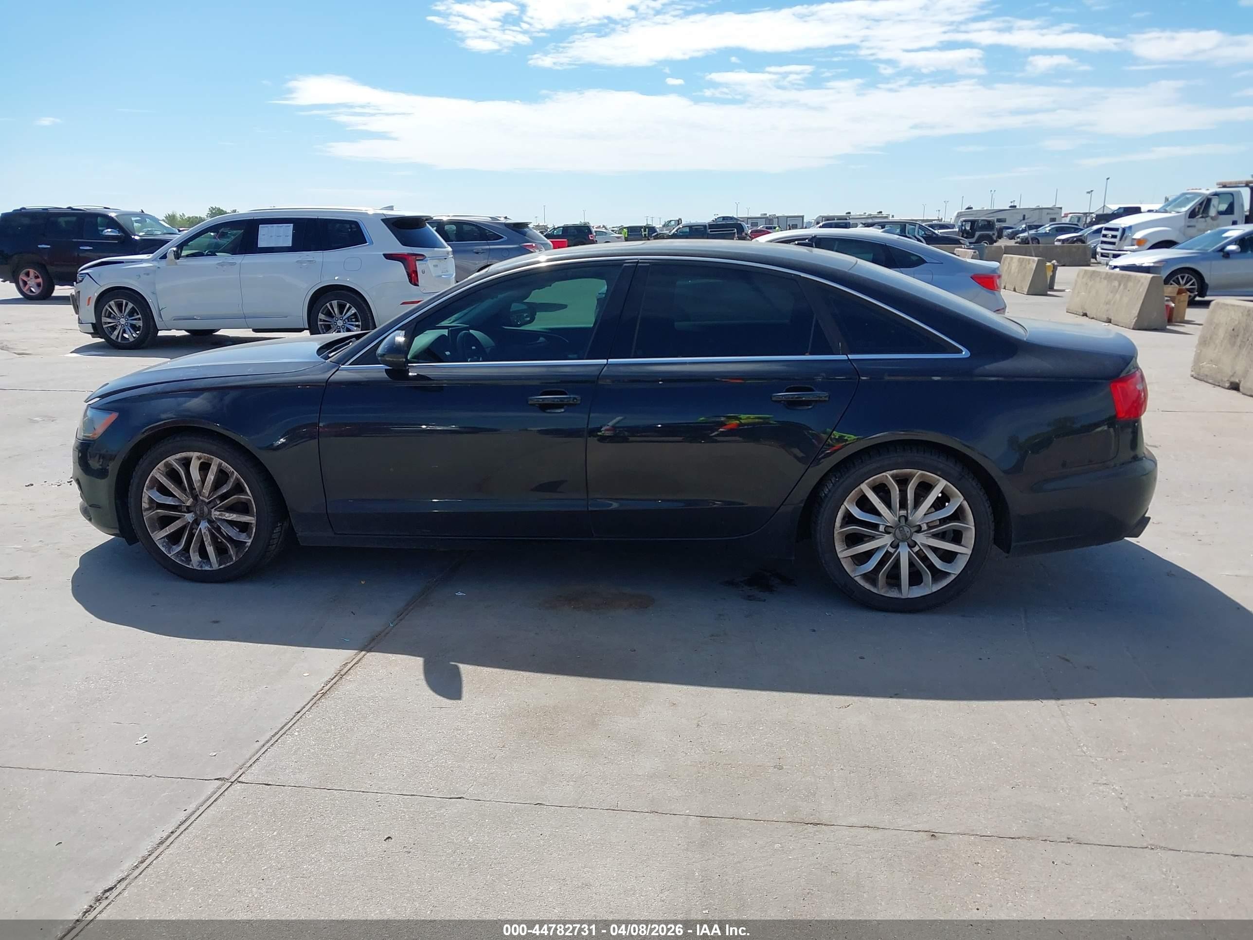 2013 Audi A6 2.0t Premium Black vin: WAUDFAFC8DN008621