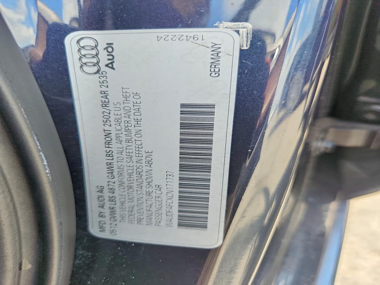 2012 Audi A6 Premium Plus Синий vin: WAUDFAFCXCN171737