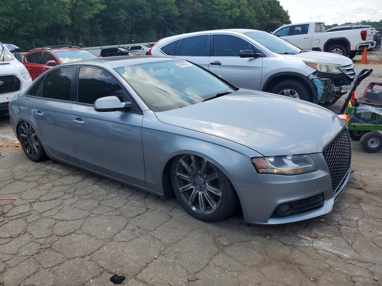 2011 Audi A4 Premium Серебряный vin: WAUDFAFL0BN015141