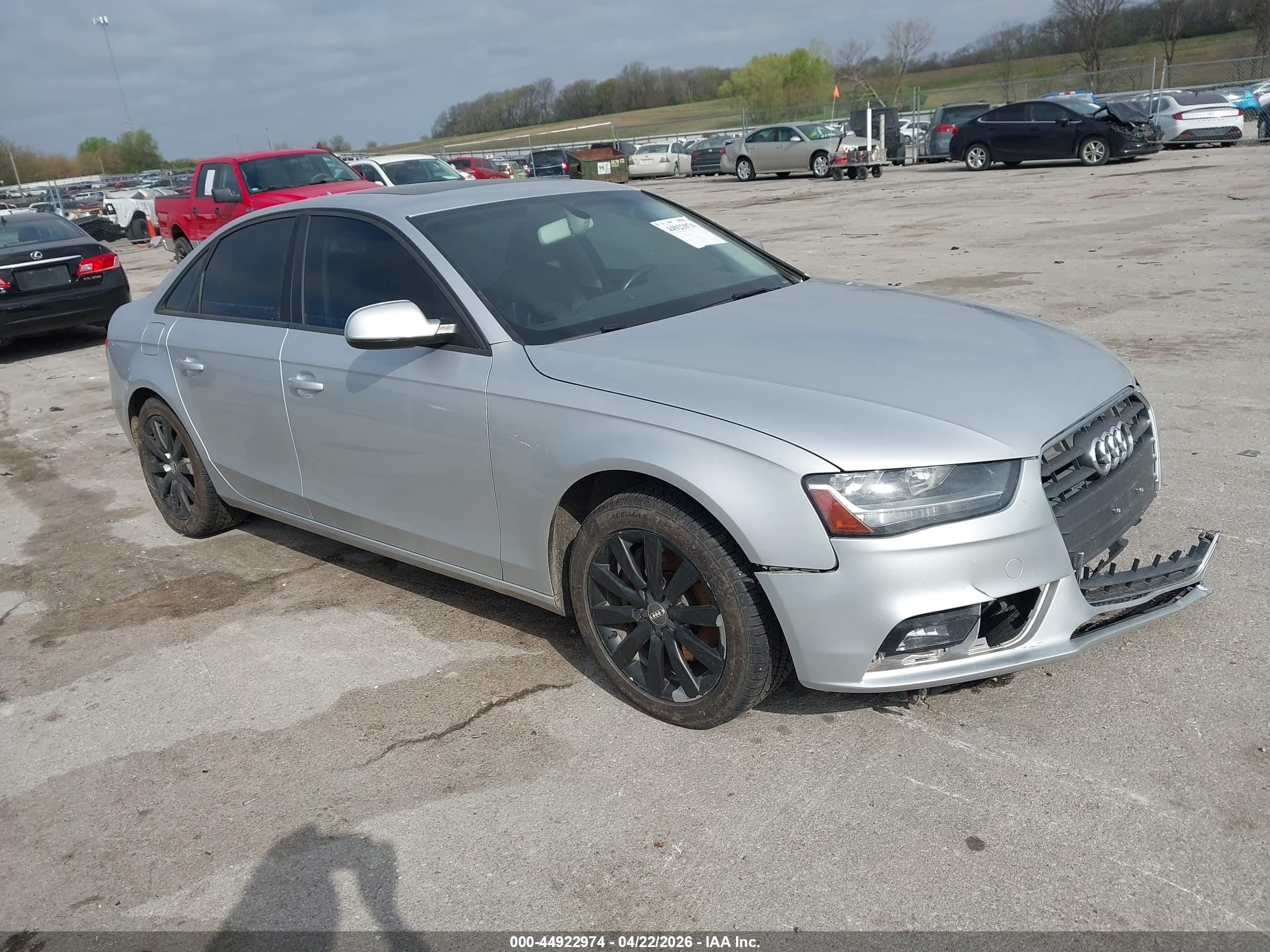 2013 Audi A4 2.0t Premium Silver vin: WAUDFAFL4DN043639