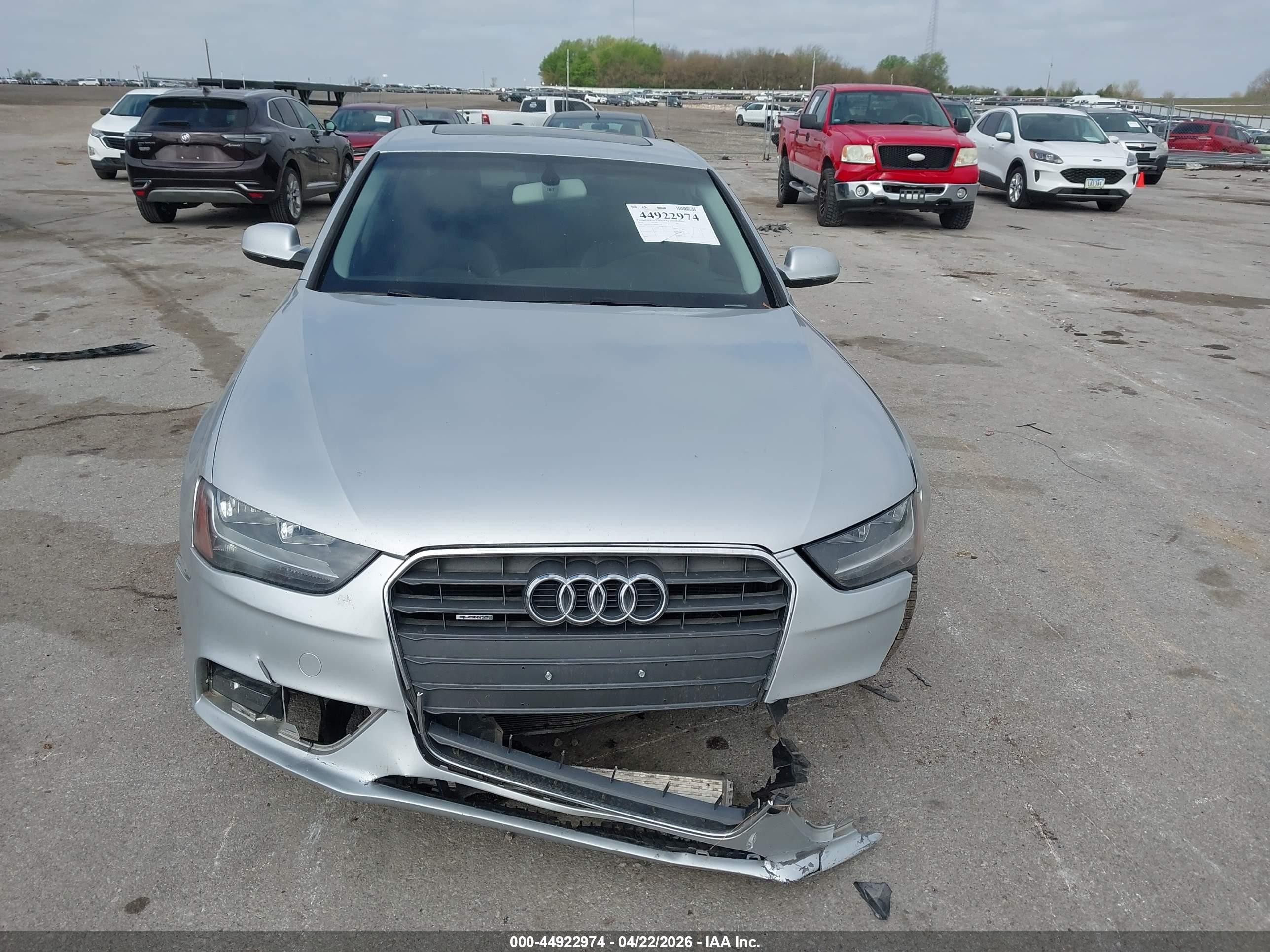 2013 Audi A4 2.0t Premium Silver vin: WAUDFAFL4DN043639