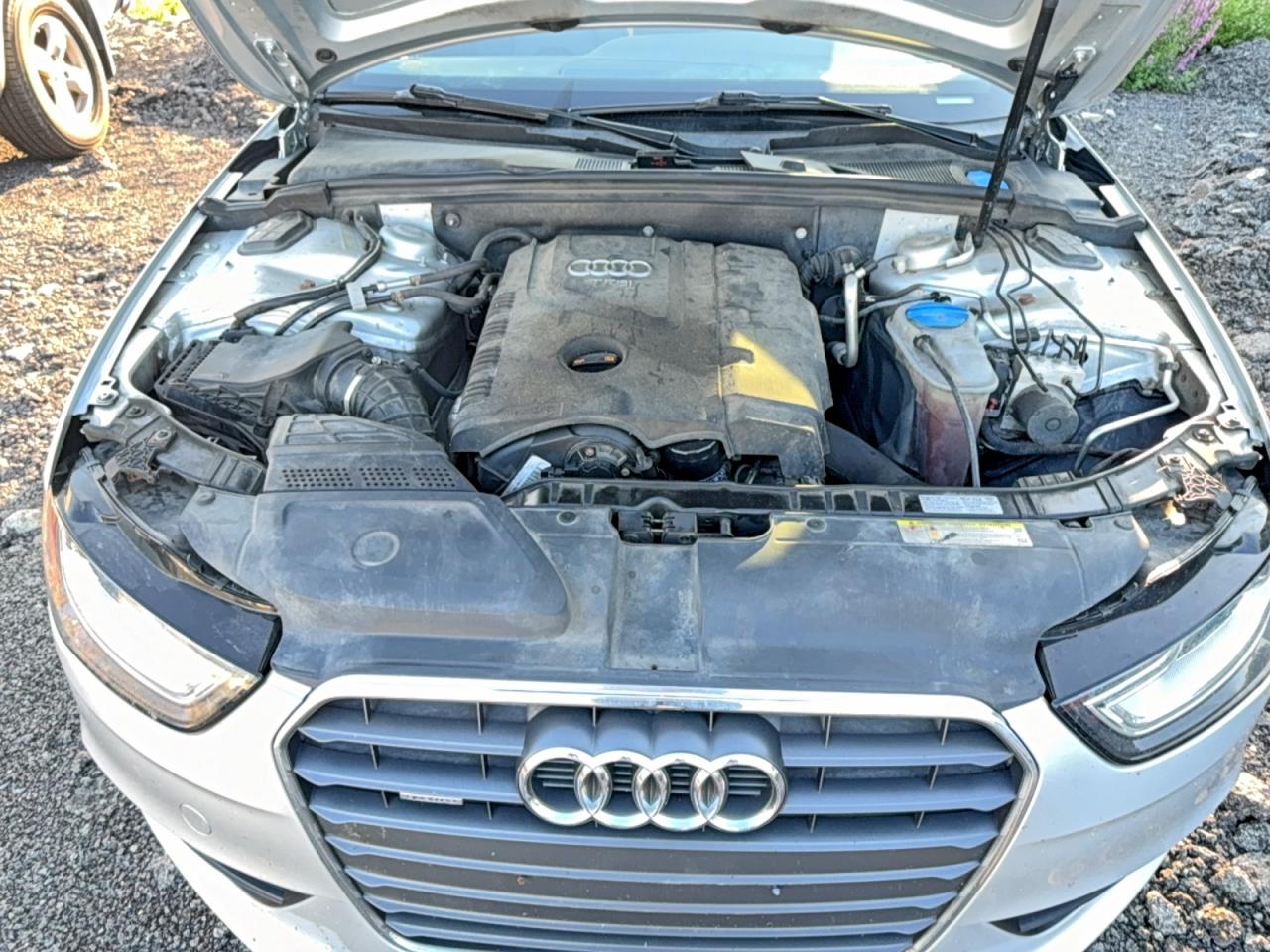 2013 Audi A4 Premium Серебряный vin: WAUDFAFL6DN039835