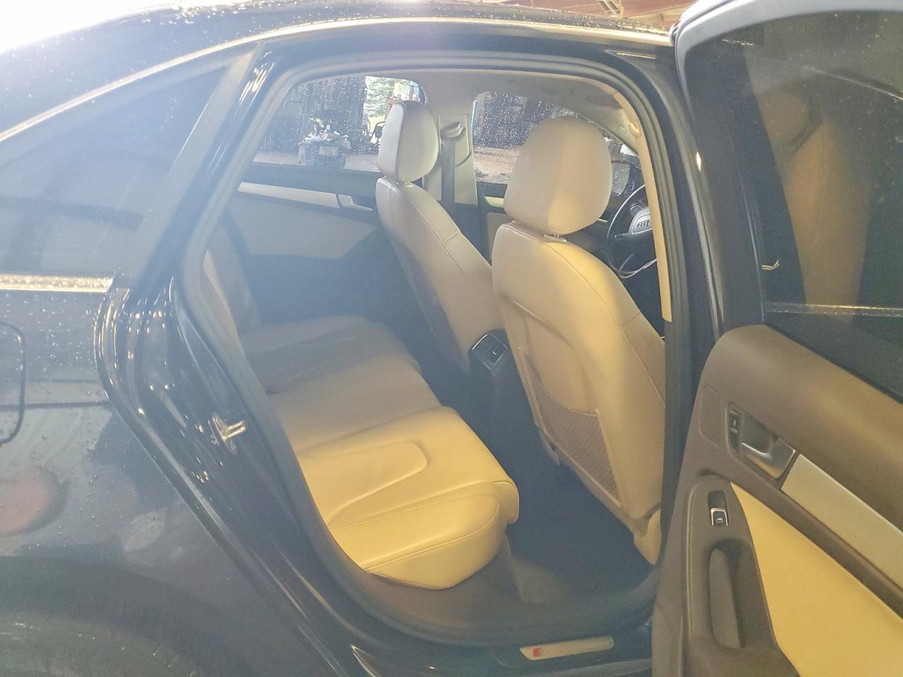 2015 Audi A4 Premium Blue vin: WAUDFAFL6FN034833