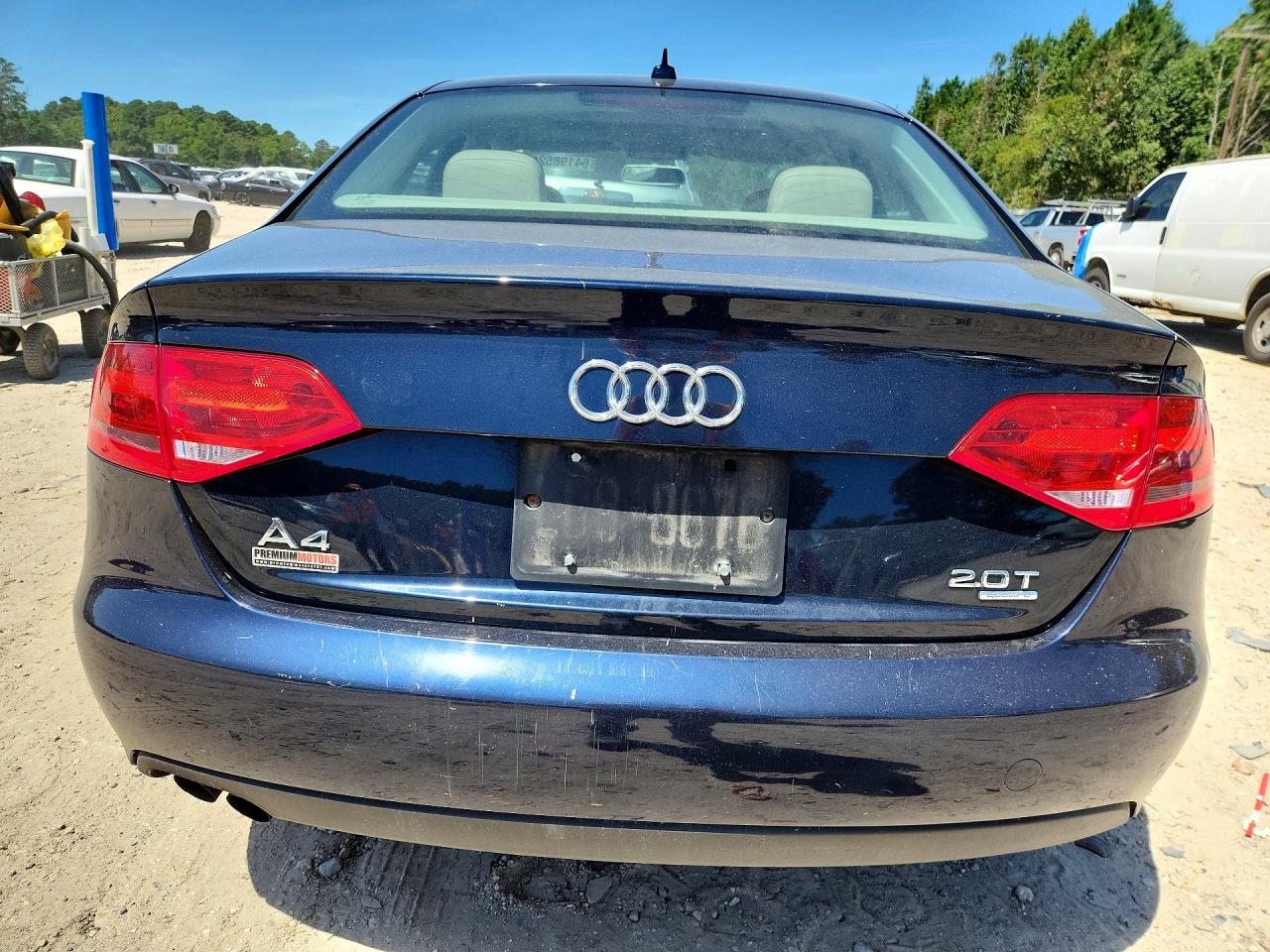 2011 Audi A4 Premium Синий vin: WAUDFAFL9BN038515