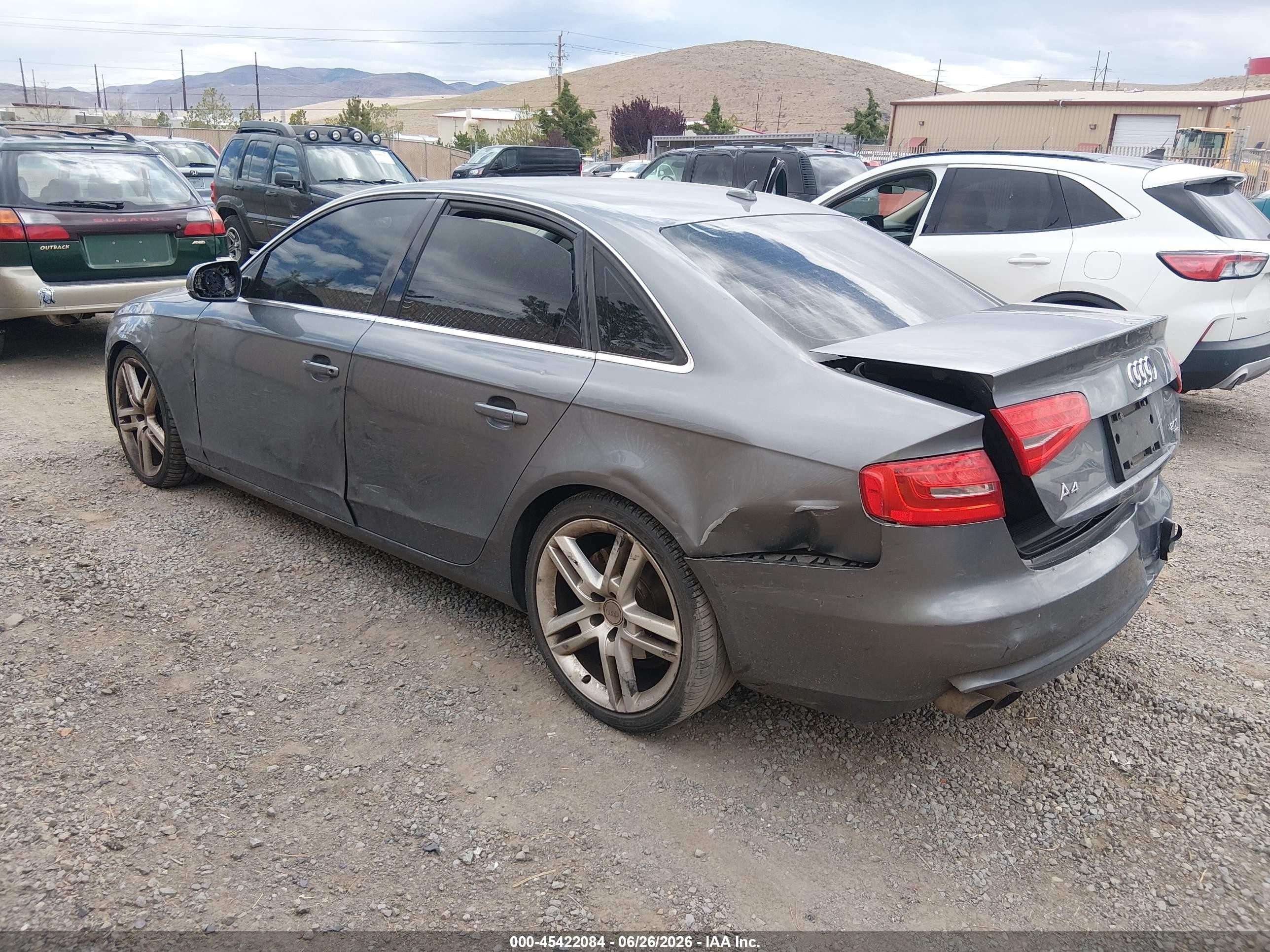 2013 Audi A4 2.0t Premium Серый vin: WAUDFAFL9DN029669