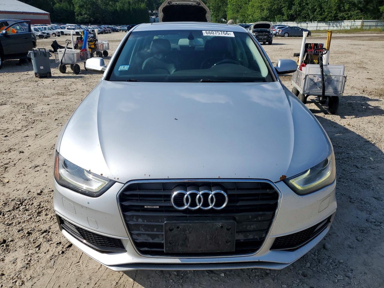 2014 Audi A4 Premium Silver vin: WAUDFAFLXEN028936