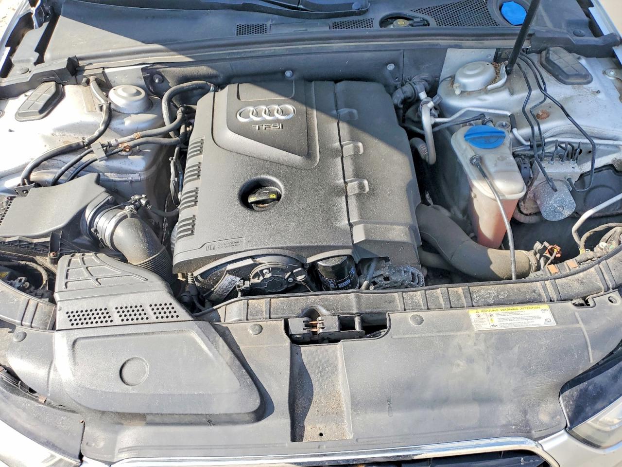2014 Audi A4 Premium Silver vin: WAUDFAFLXEN028936