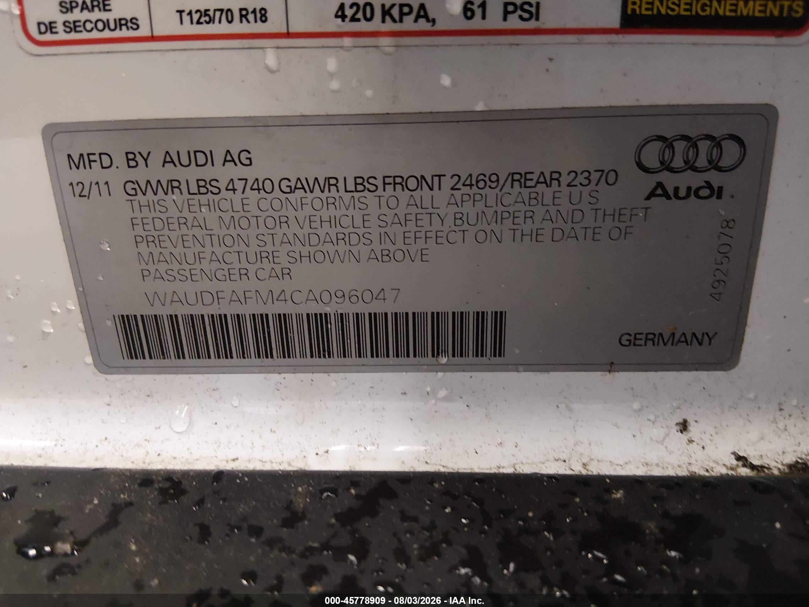 2012 Audi A3 2.0t Premium Белый vin: WAUDFAFM4CA096047