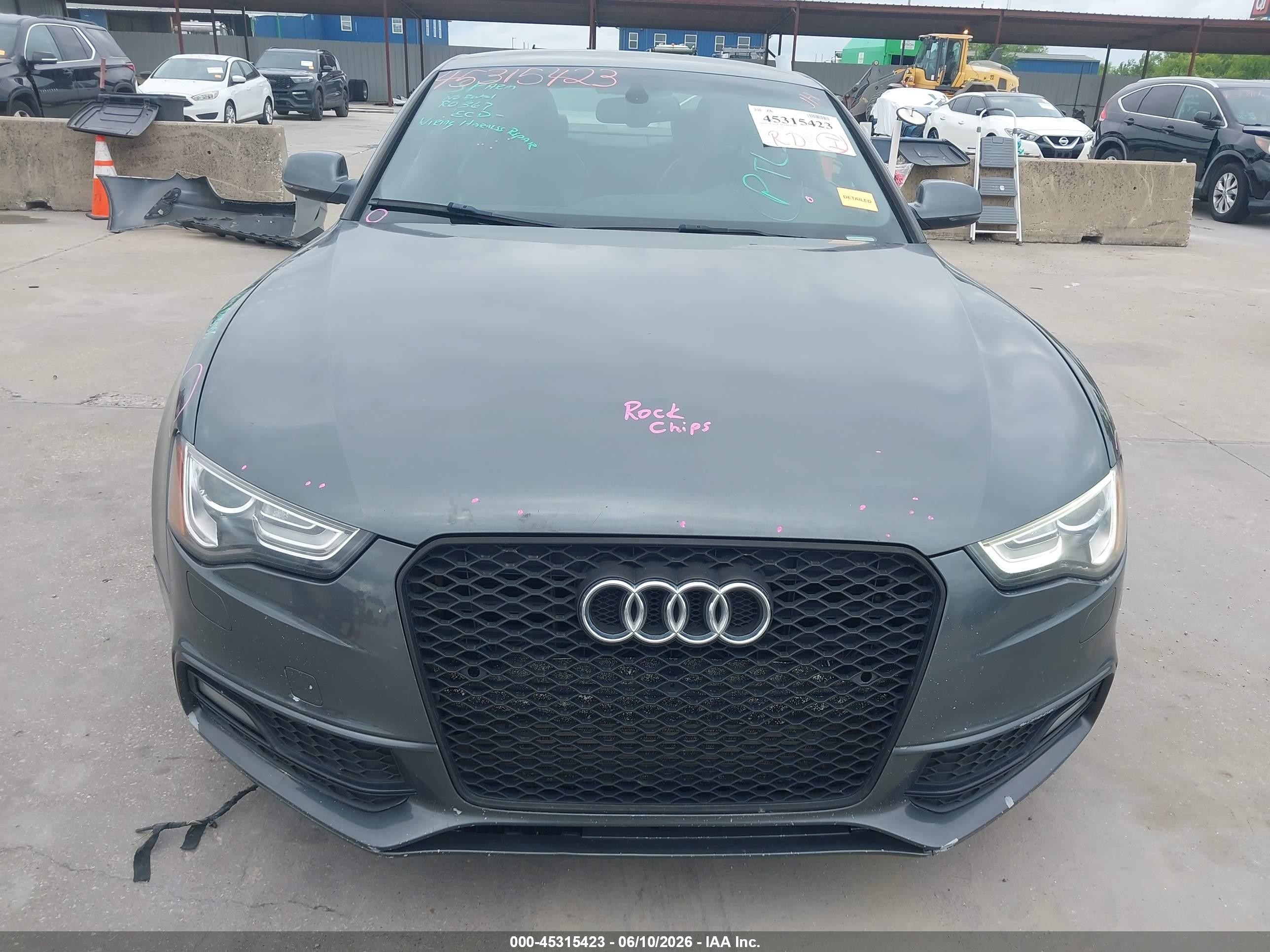 2013 Audi A5 2.0t Gray vin: WAUDFBFR6DA053610