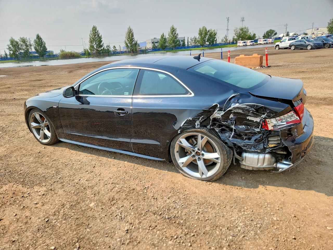 2010 Audi A5 Premium Black vin: WAUDFBFR7AA051294