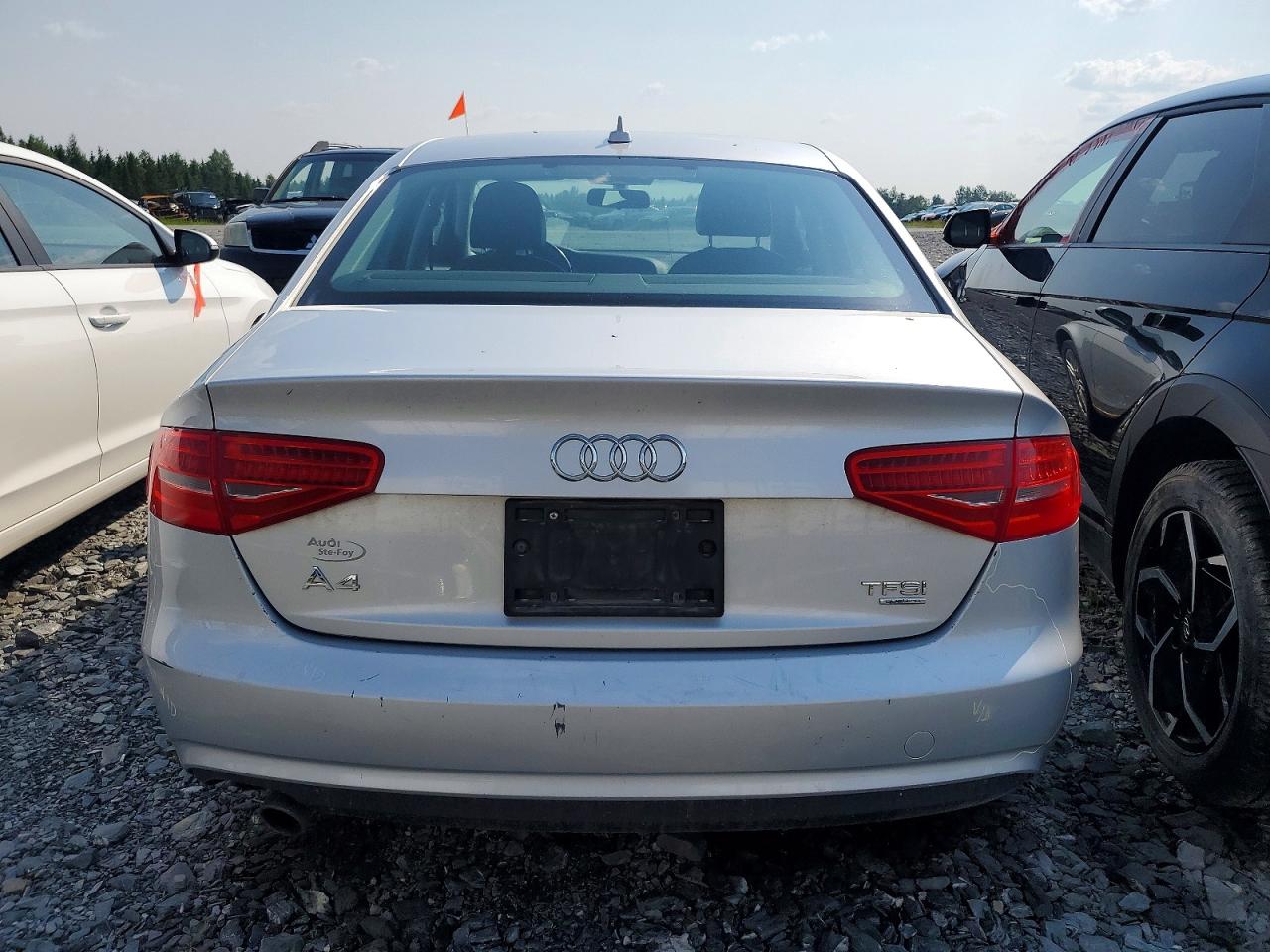2014 Audi A4 Premium Серебряный vin: WAUDFCFL1EN002284
