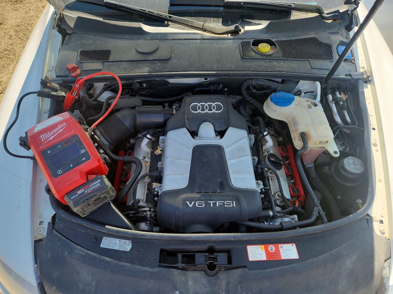 2009 Audi A6 Premium White vin: WAUDG64F79N057470