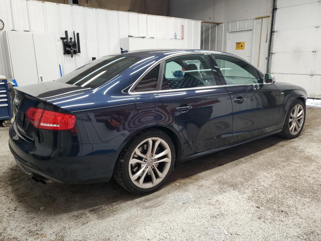2010 Audi S4 Premium Plus Blue vin: WAUDGAFL2AA095724