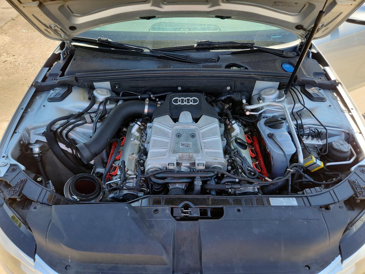 2010 Audi S4 Premium Plus Silver vin: WAUDGAFL5AA110006