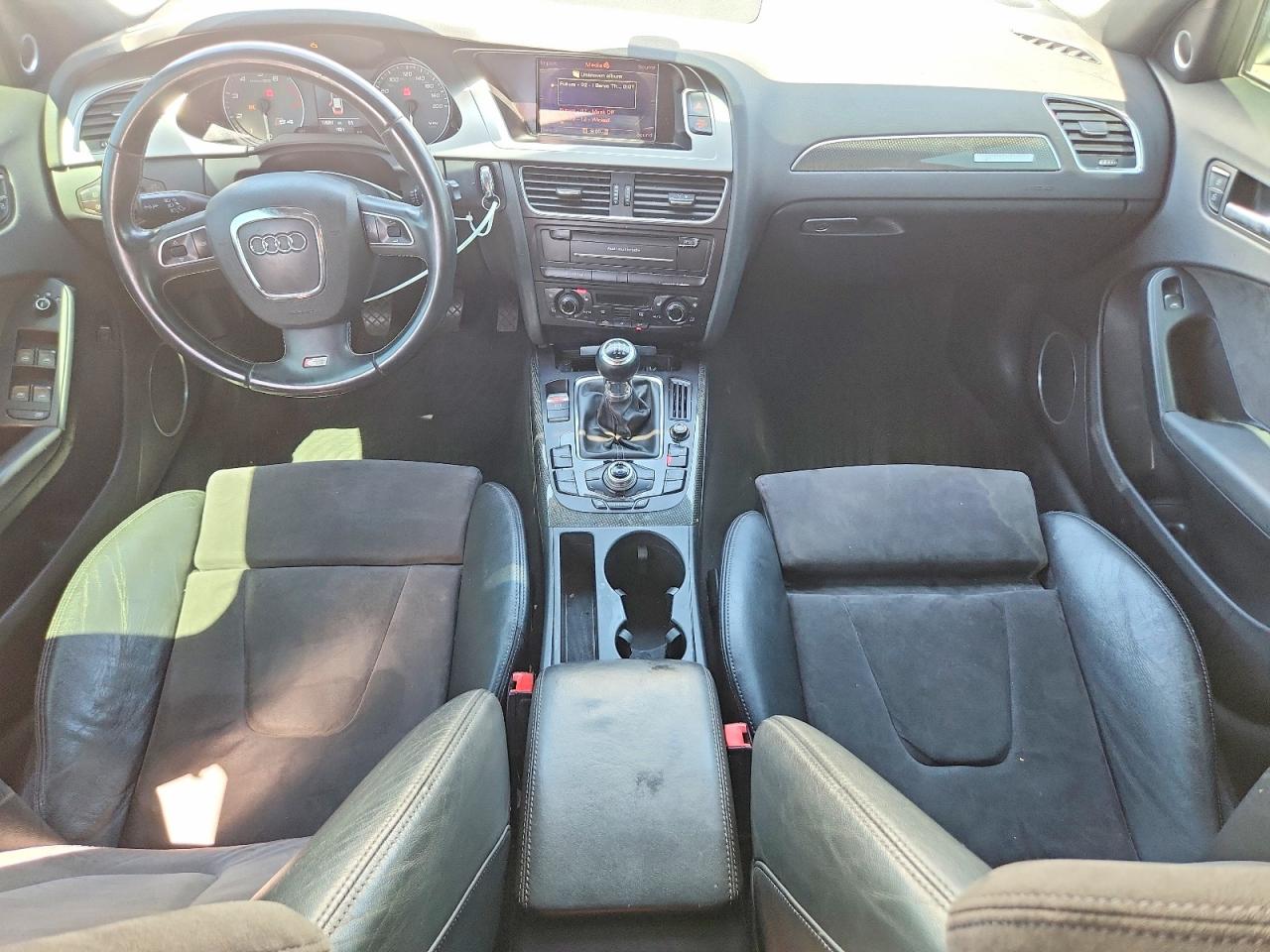 2010 Audi S4 Premium Plus Silver vin: WAUDGAFL5AA110006
