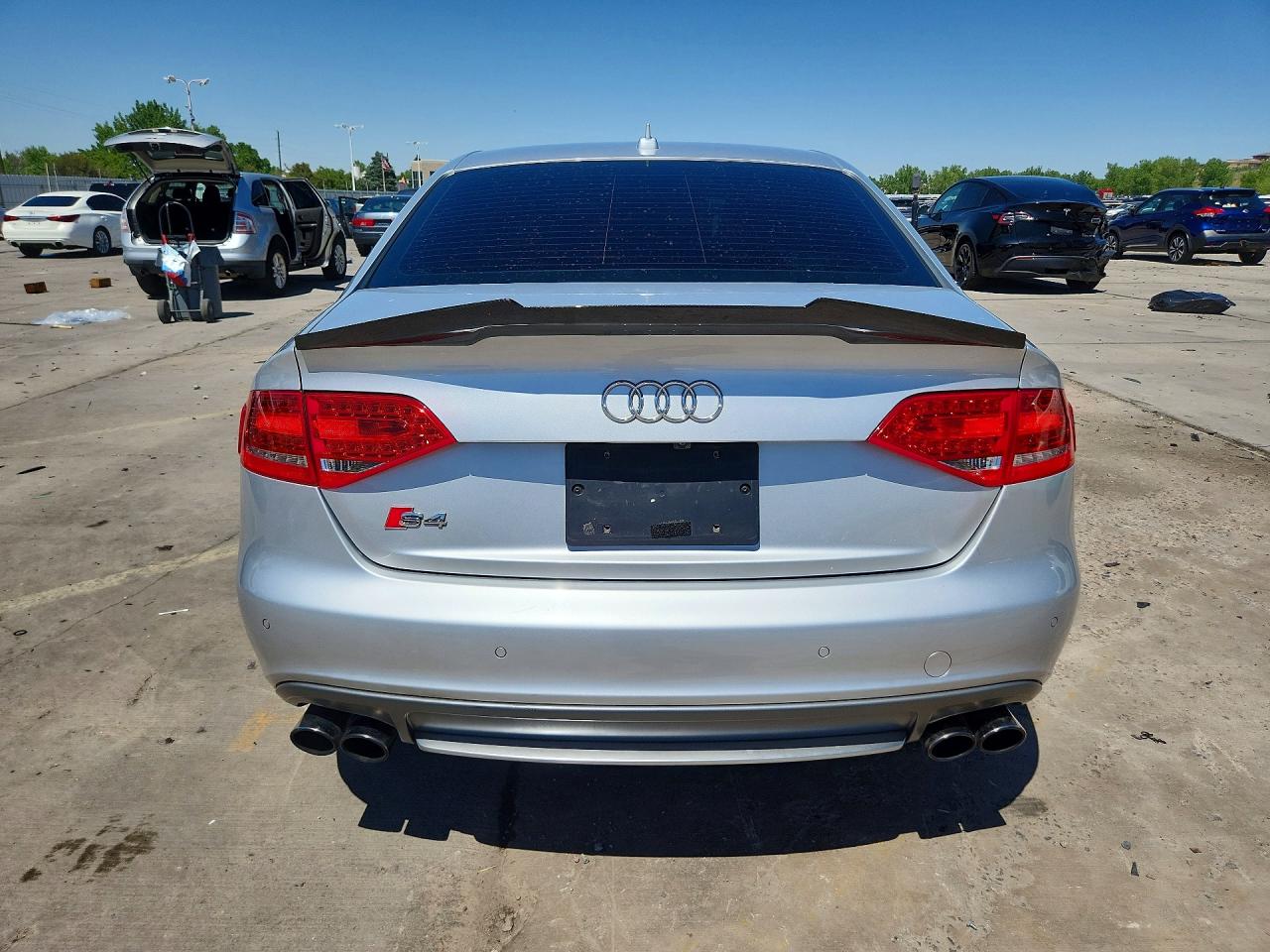 2010 Audi S4 Premium Plus Silver vin: WAUDGAFL5AA110006