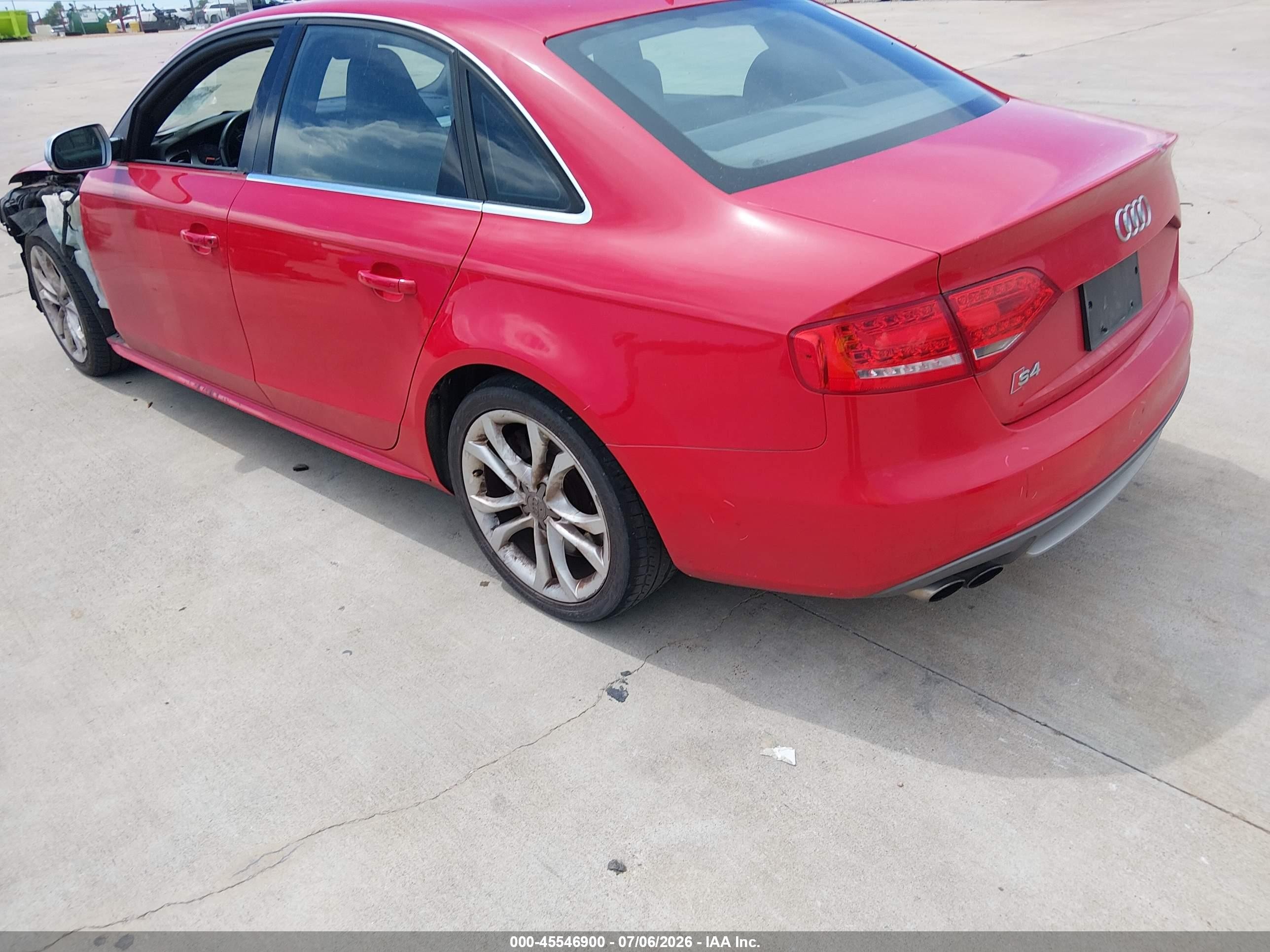 2011 Audi S4 3.0 Premium Plus Red vin: WAUDGAFL5BA062895