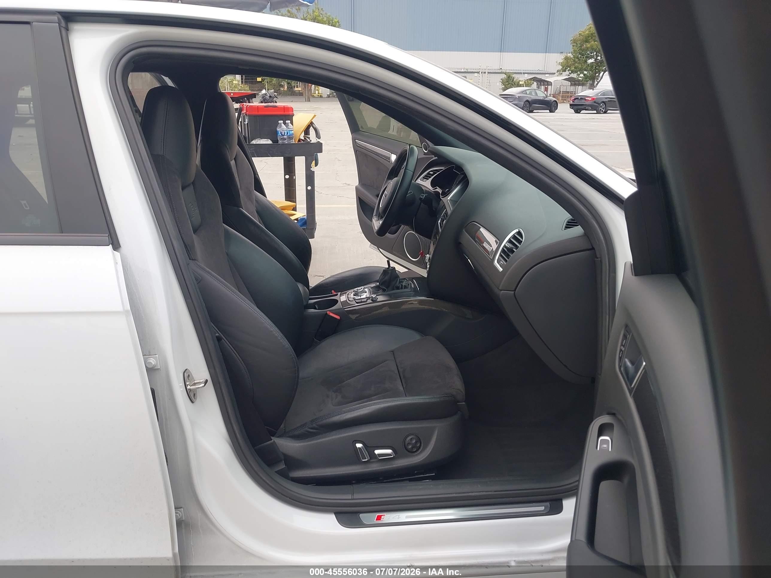 2014 Audi S4 3.0t Premium Plus White vin: WAUDGAFL5EA126924