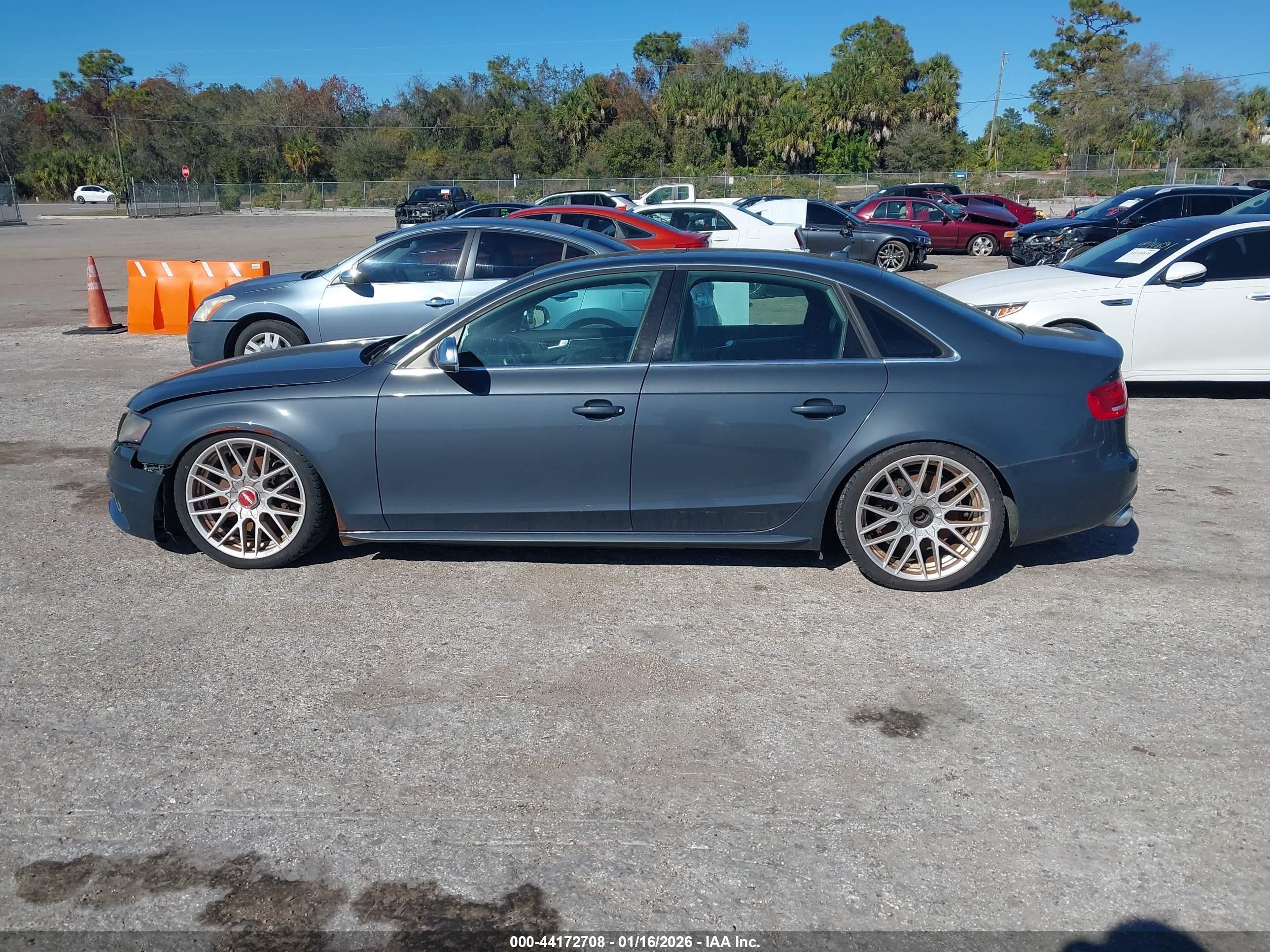 2010 Audi S4 3.0 Premium Plus Gray vin: WAUDGAFL6AA149333