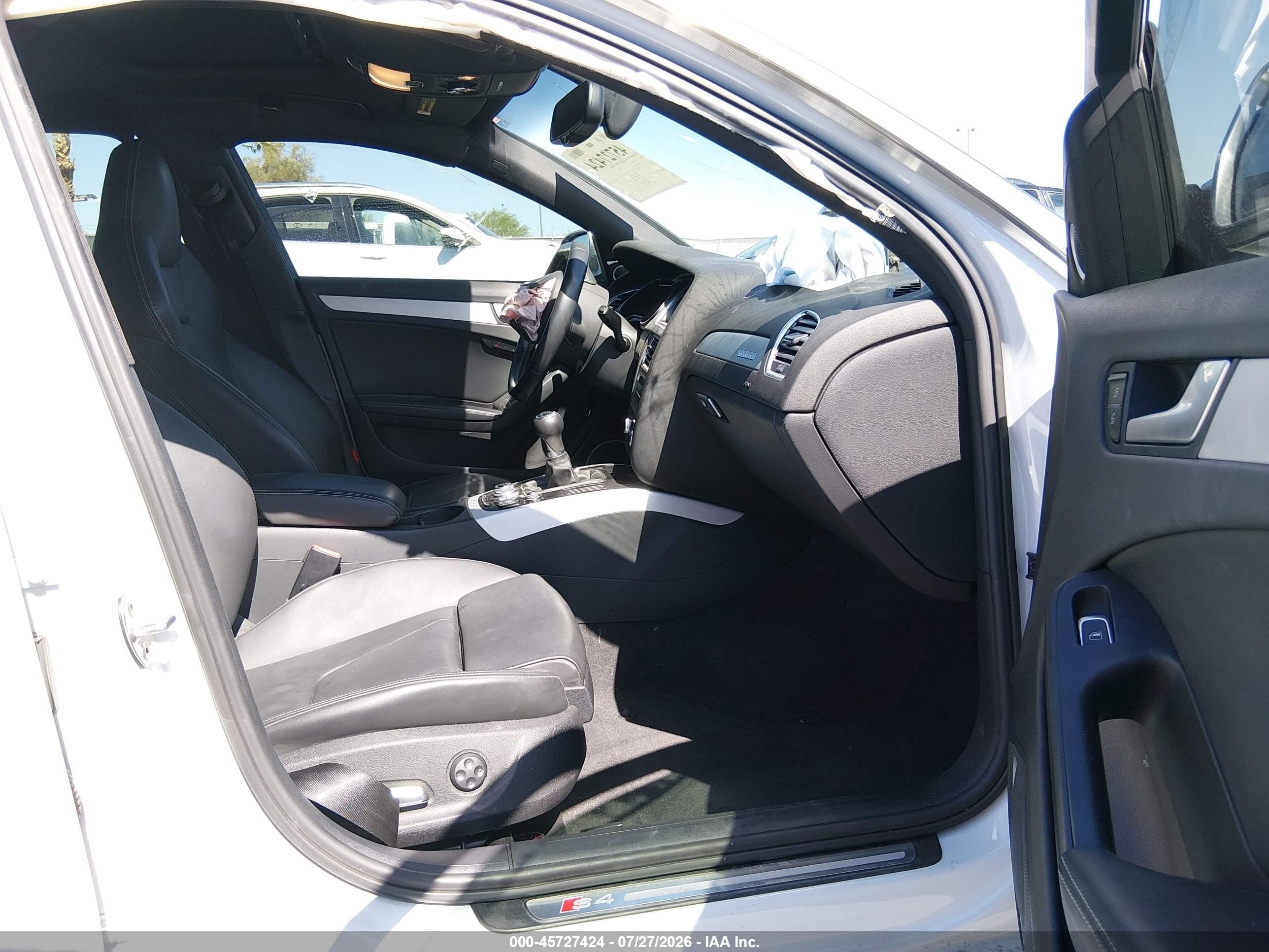 2013 Audi S4 3.0t Premium Plus White vin: WAUDGAFL6DA203900