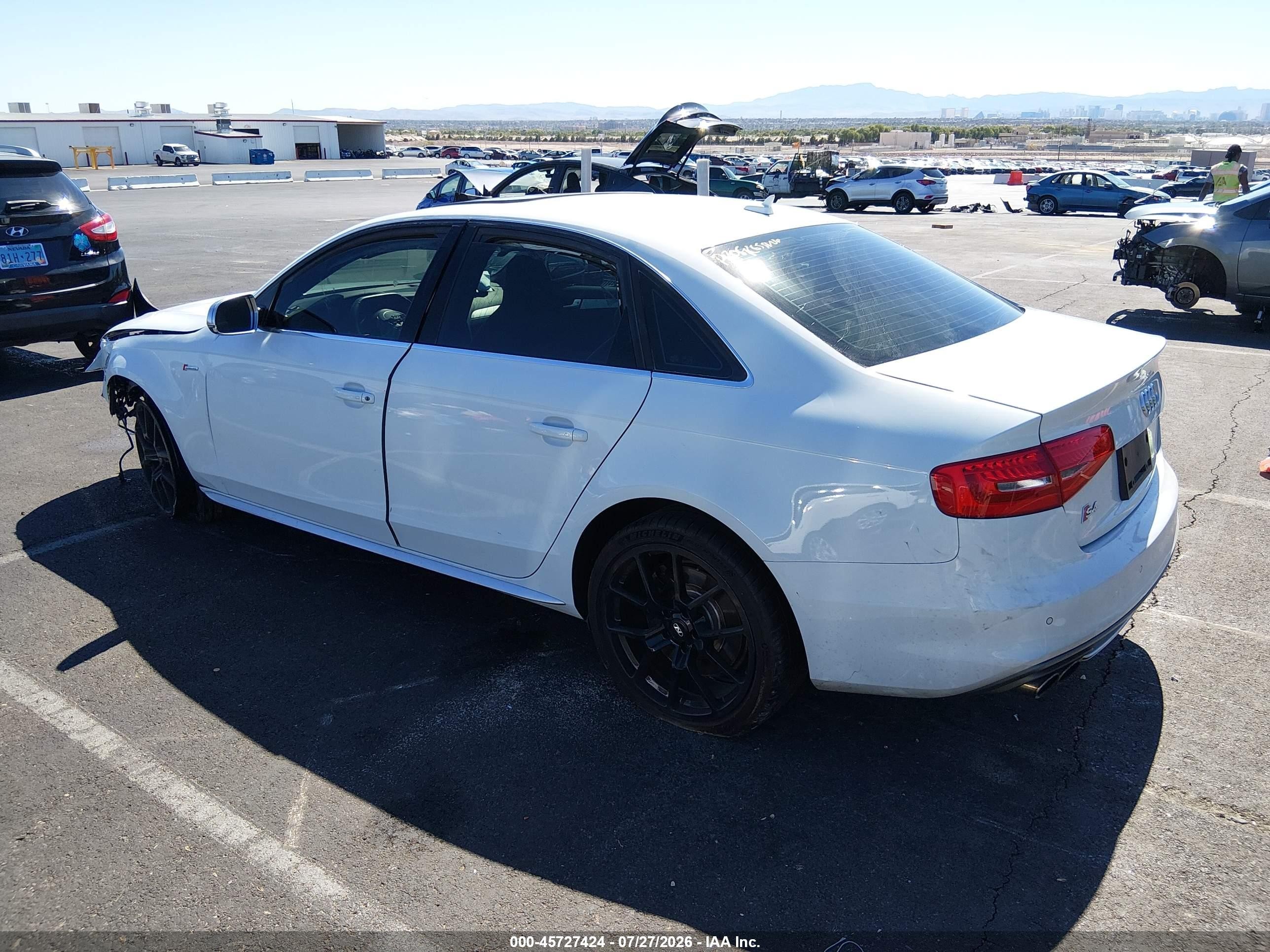 2013 Audi S4 3.0t Premium Plus White vin: WAUDGAFL6DA203900