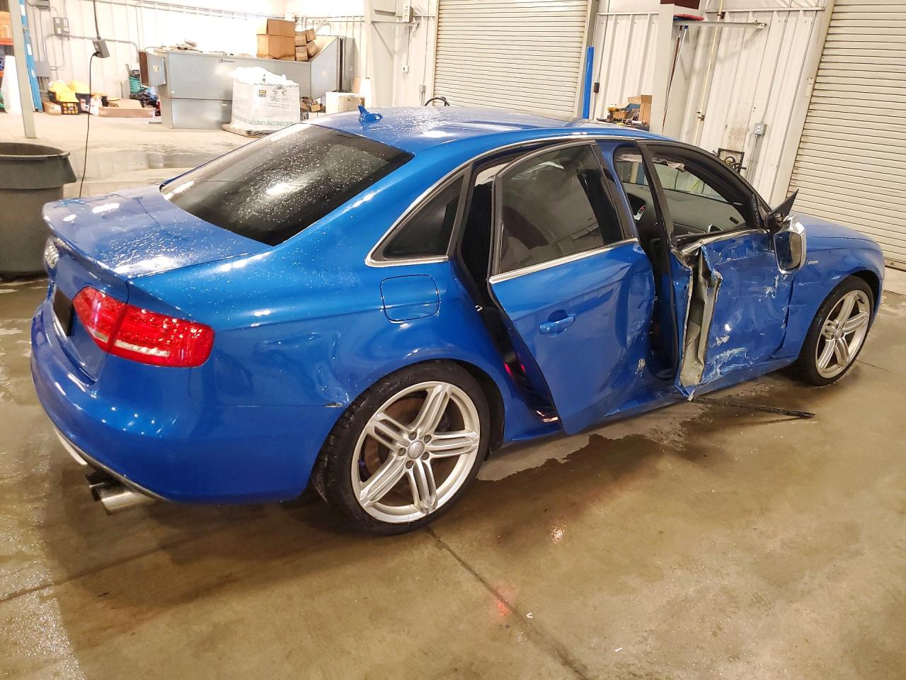 2011 Audi S4 Premium Plus Blue vin: WAUDGAFL7BA152369