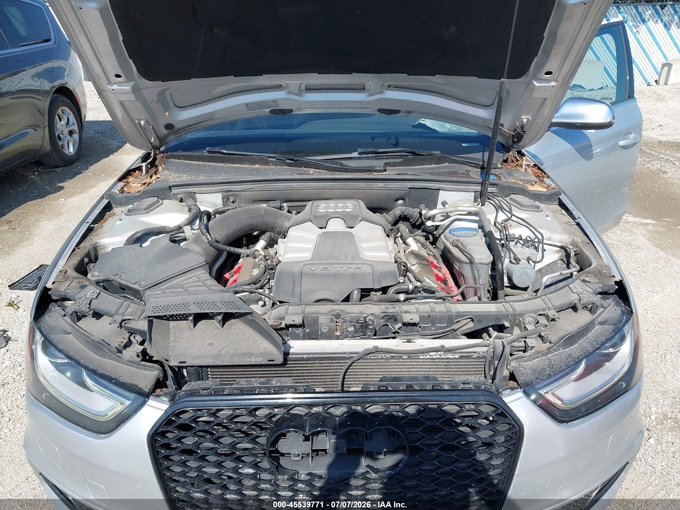 2013 Audi S4 3.0t Premium Plus Silver vin: WAUDGAFL7DA105586