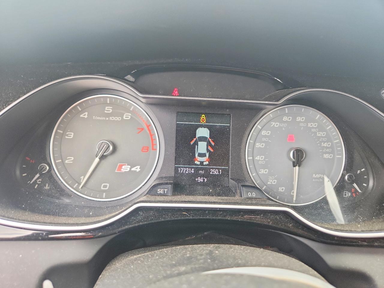 2013 Audi S4 Premium Plus Черный vin: WAUDGAFL7DA171040