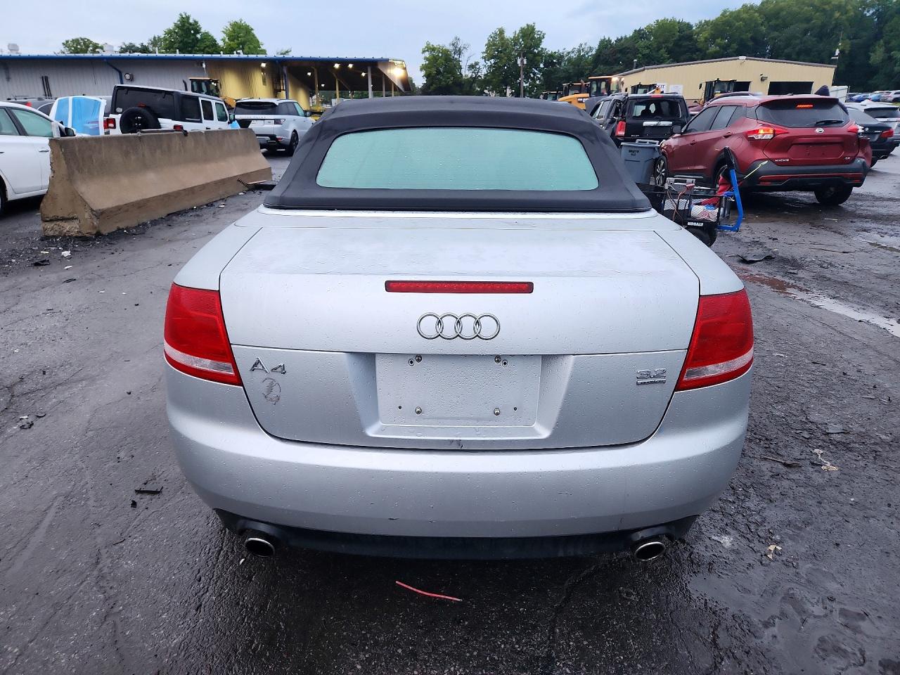 2008 Audi A4 3.2 Cabriolet Quattro Silver vin: WAUDH48H08K013209
