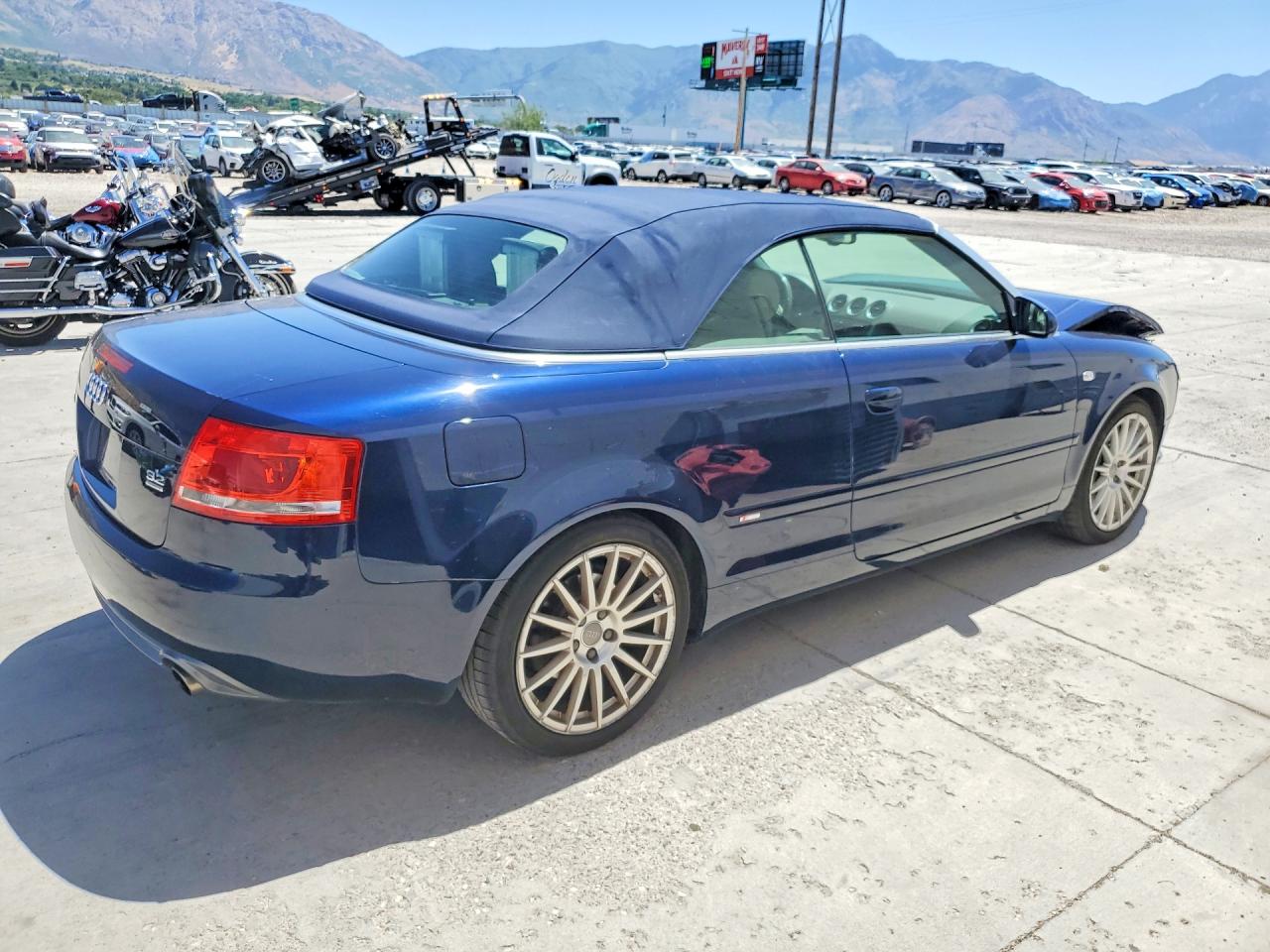 2009 Audi A4 3.2 Cabriolet Quattro Blue vin: WAUDH48H09K011025