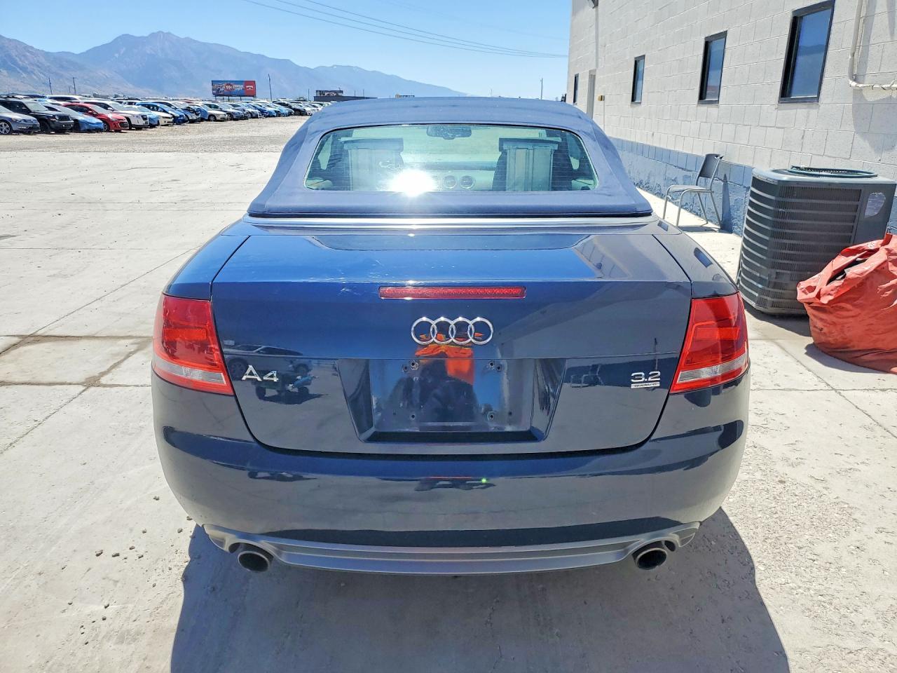 2009 Audi A4 3.2 Cabriolet Quattro Blue vin: WAUDH48H09K011025