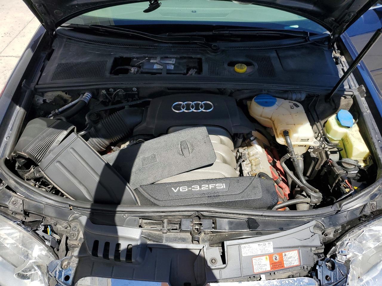 2009 Audi A4 3.2 Cabriolet Quattro Blue vin: WAUDH48H09K011025