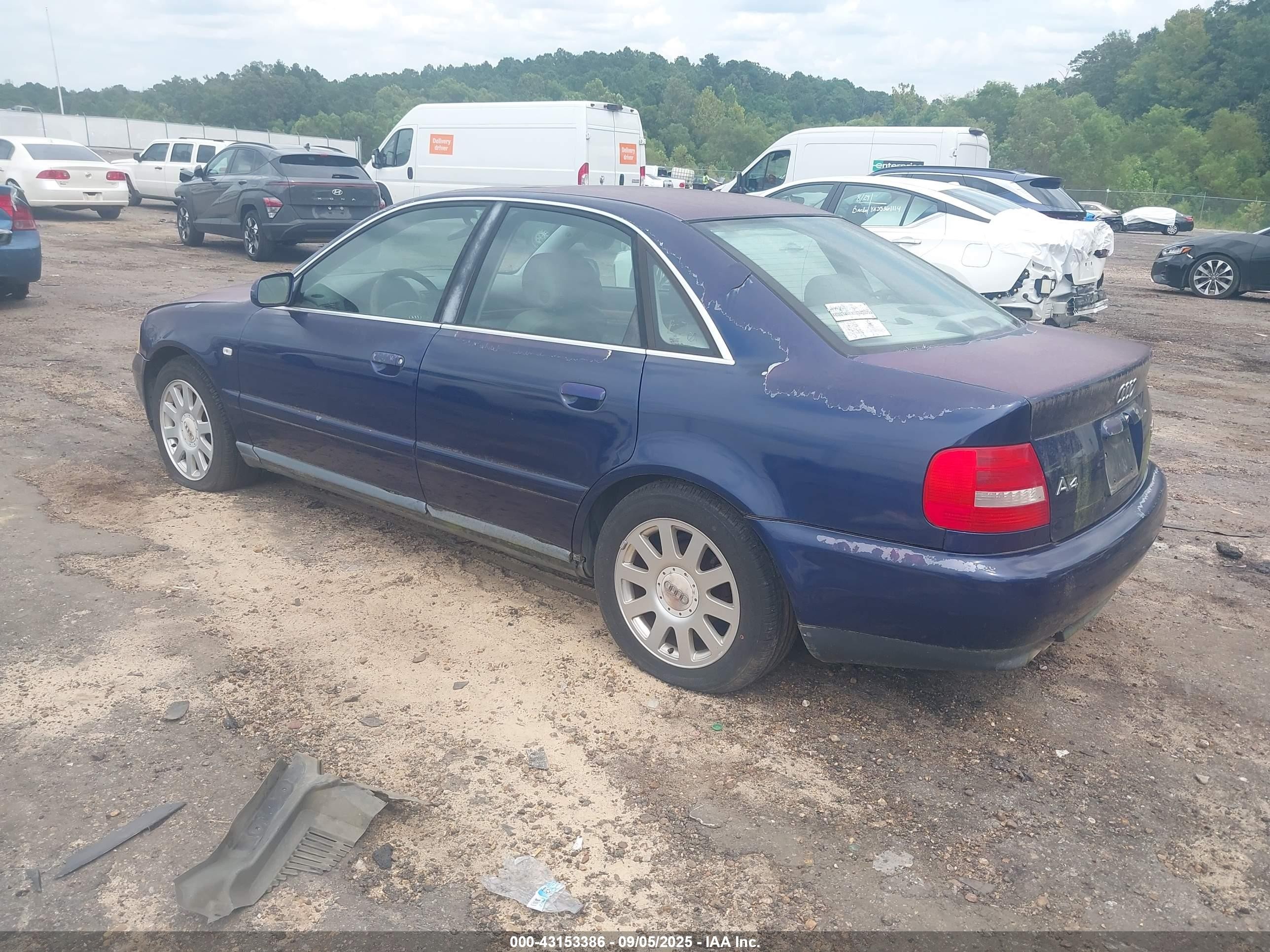 2000 Audi A4 2.8 Blue vin: WAUDH68D0YA099328