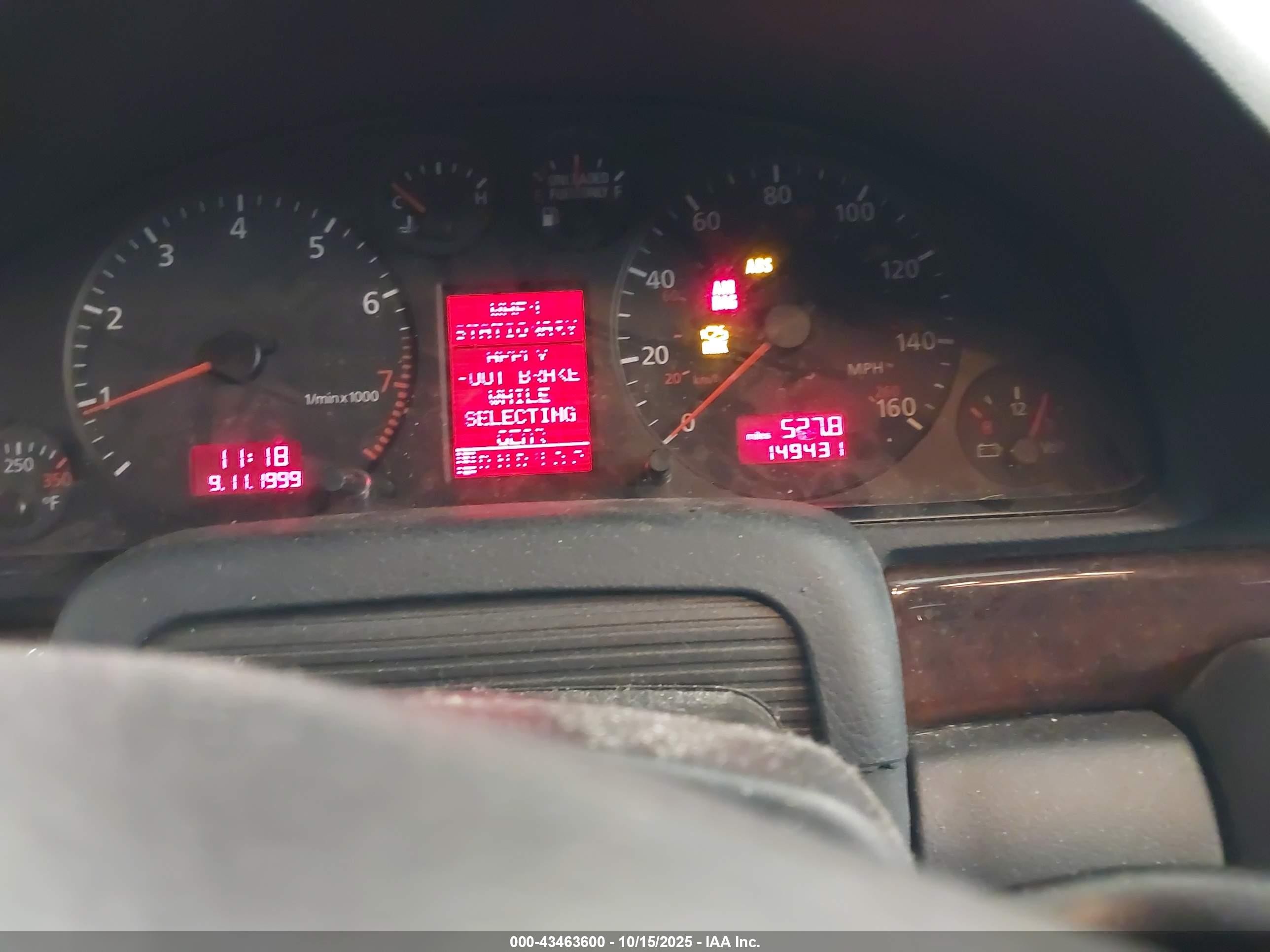 2000 Audi A4 2.8 Серебряный vin: WAUDH68D5YA162505