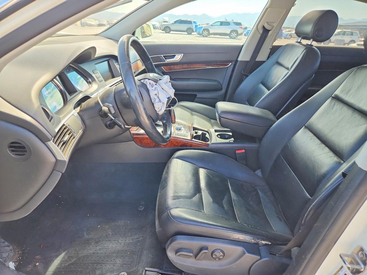 2006 Audi A6 3.2 Quattro Белый vin: WAUDH74F16N100506