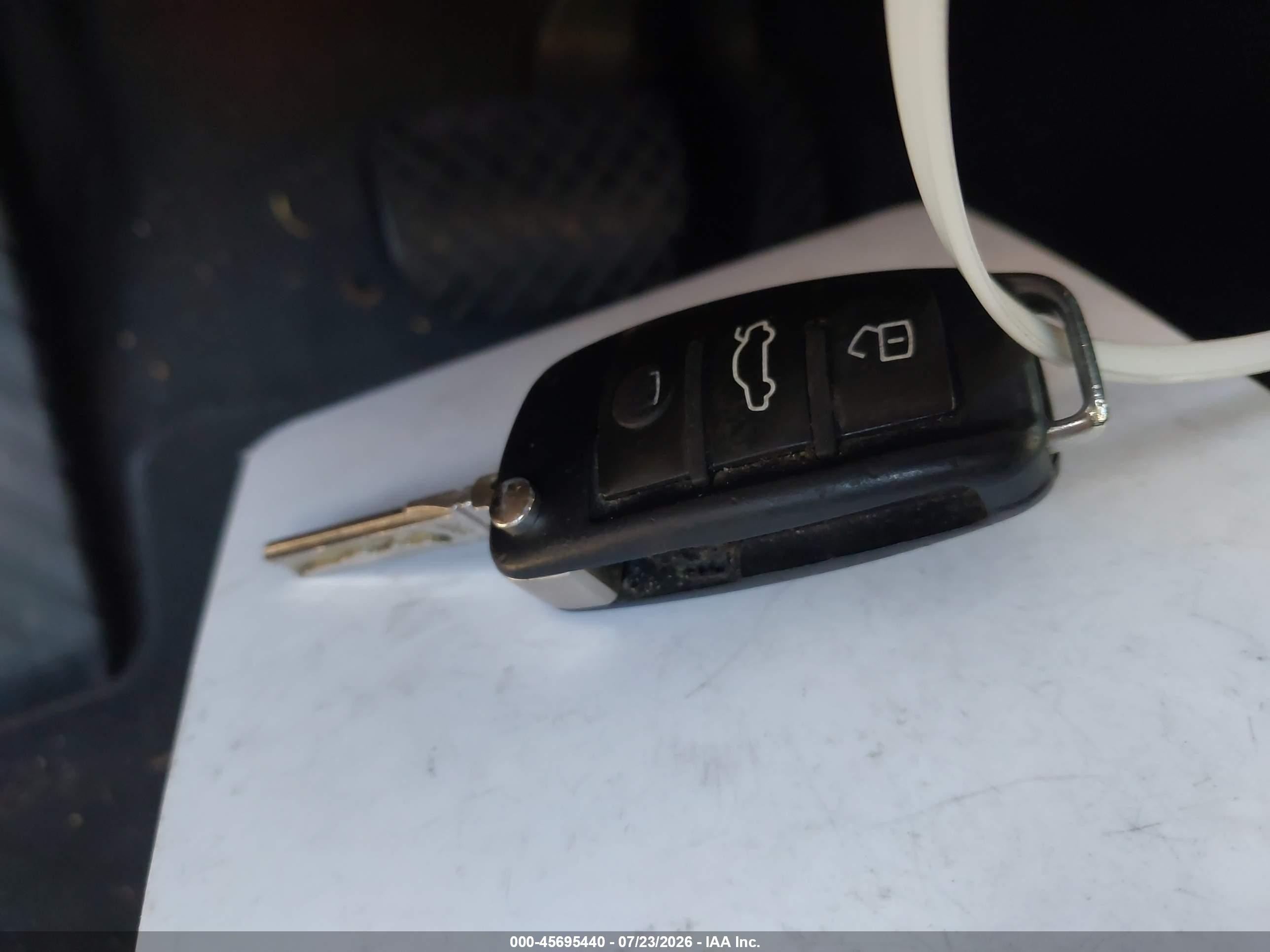 2007 Audi A6 3.2 Silver vin: WAUDH74F17N170783