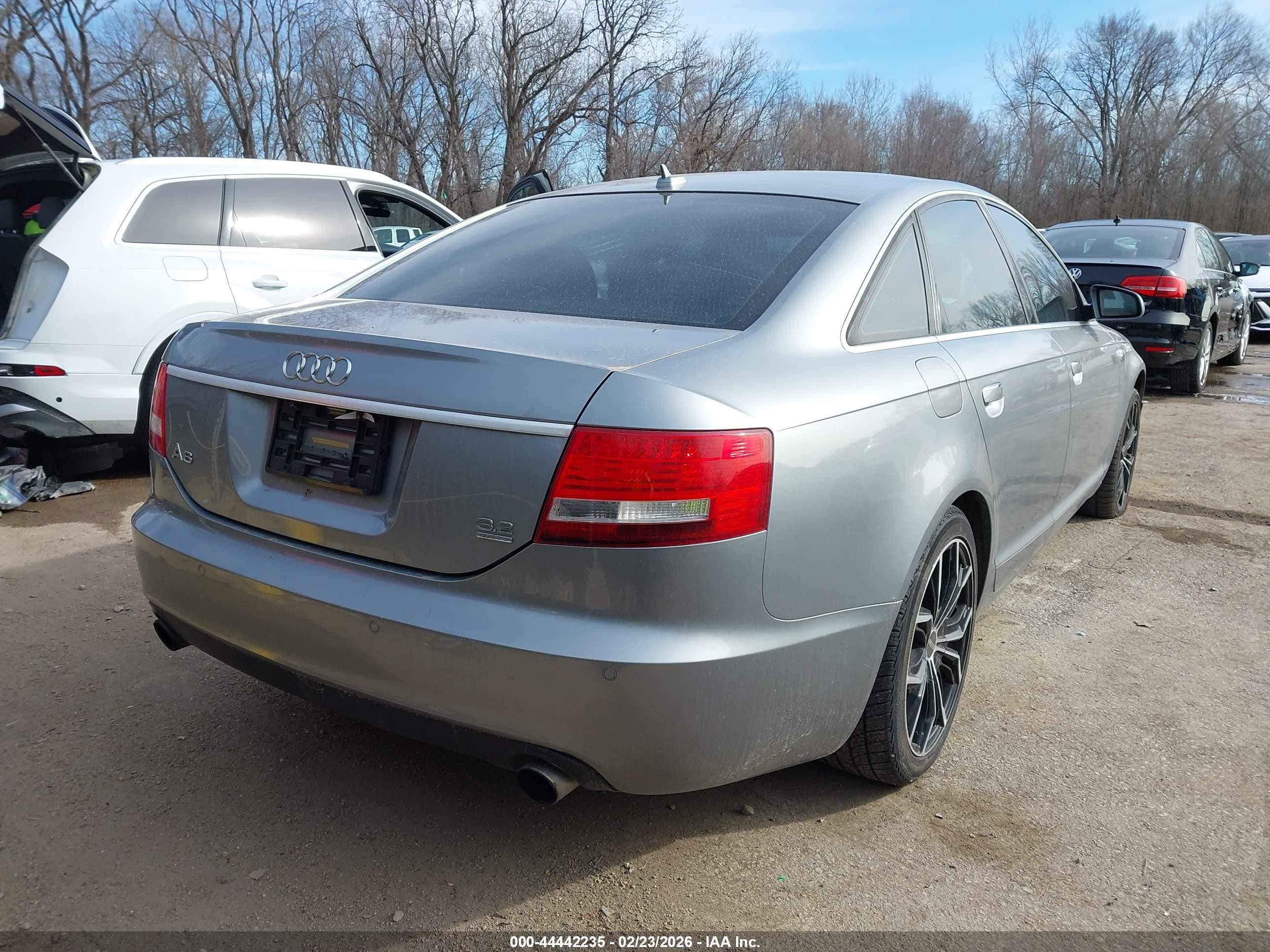 2008 Audi A6 3.2 Silver vin: WAUDH74F18N146503