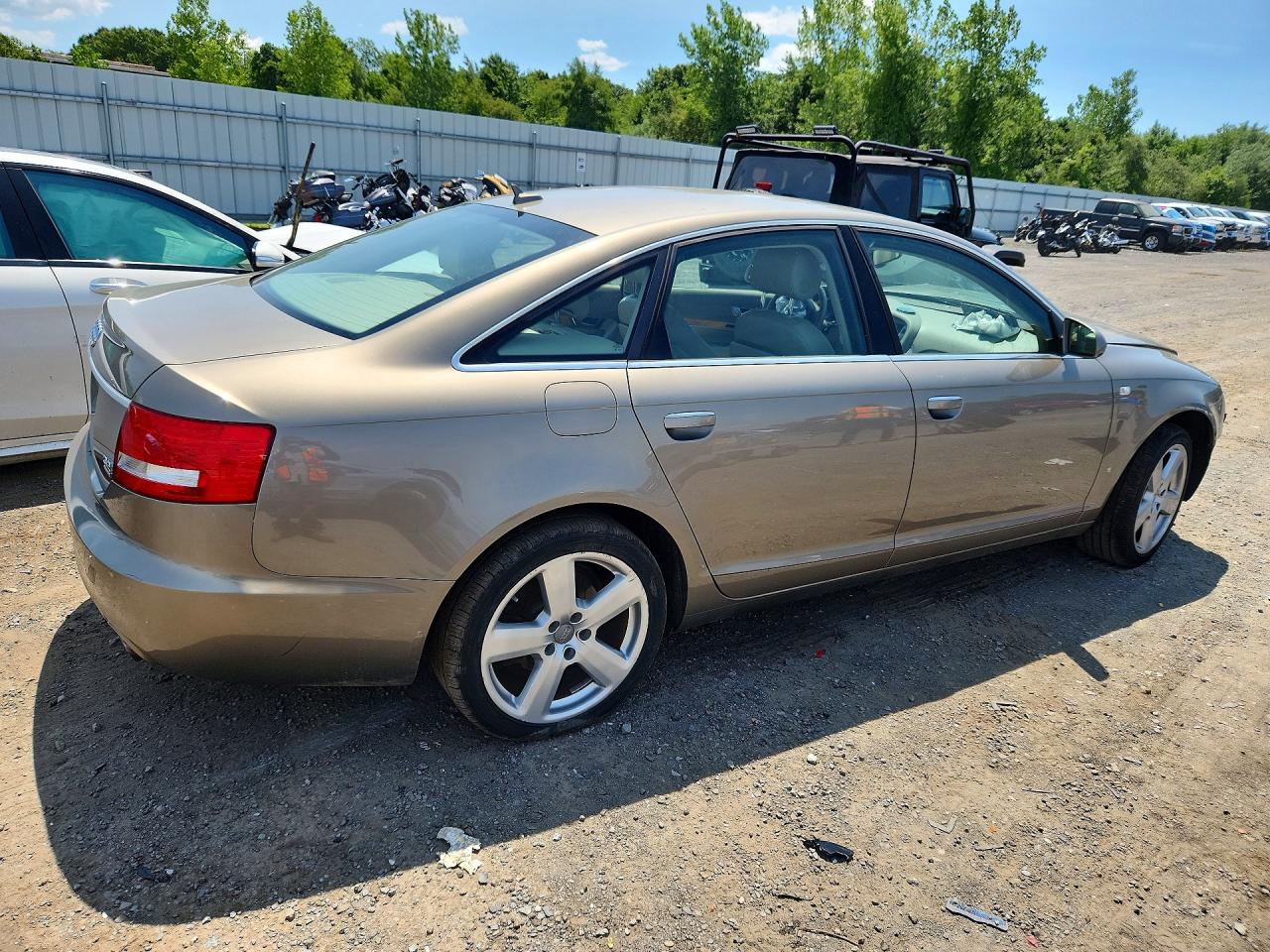 2008 Audi A6 3.2 Quattro Brown vin: WAUDH74F28N174231