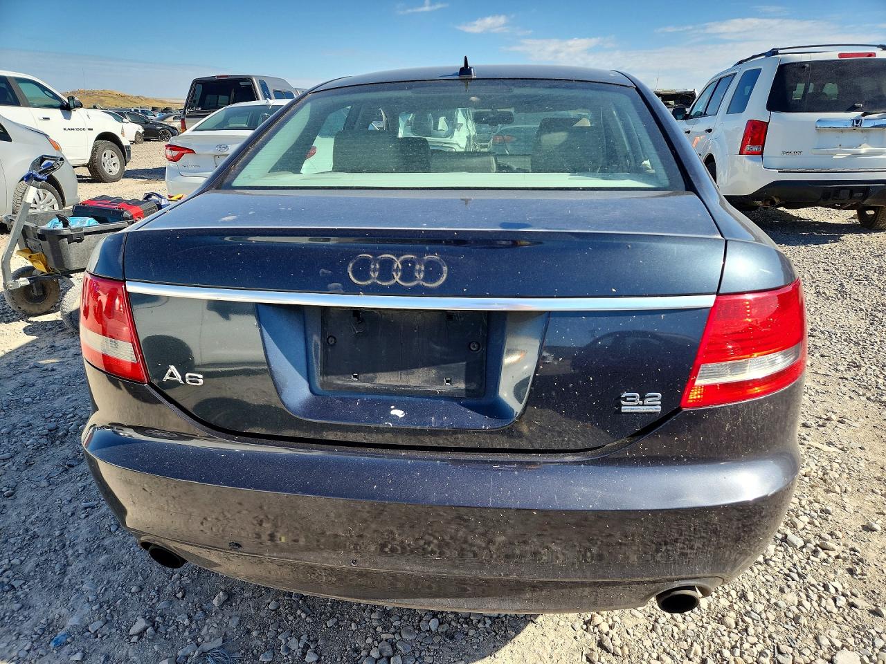 2008 Audi A6 3.2 Quattro Blue vin: WAUDH74F68N014868