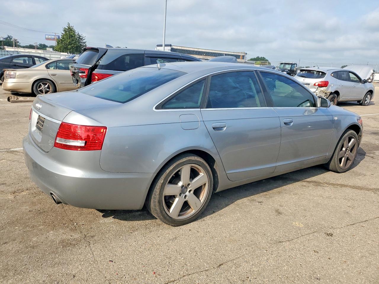 2008 Audi A6 3.2 Quattro Silver vin: WAUDH74F68N163037