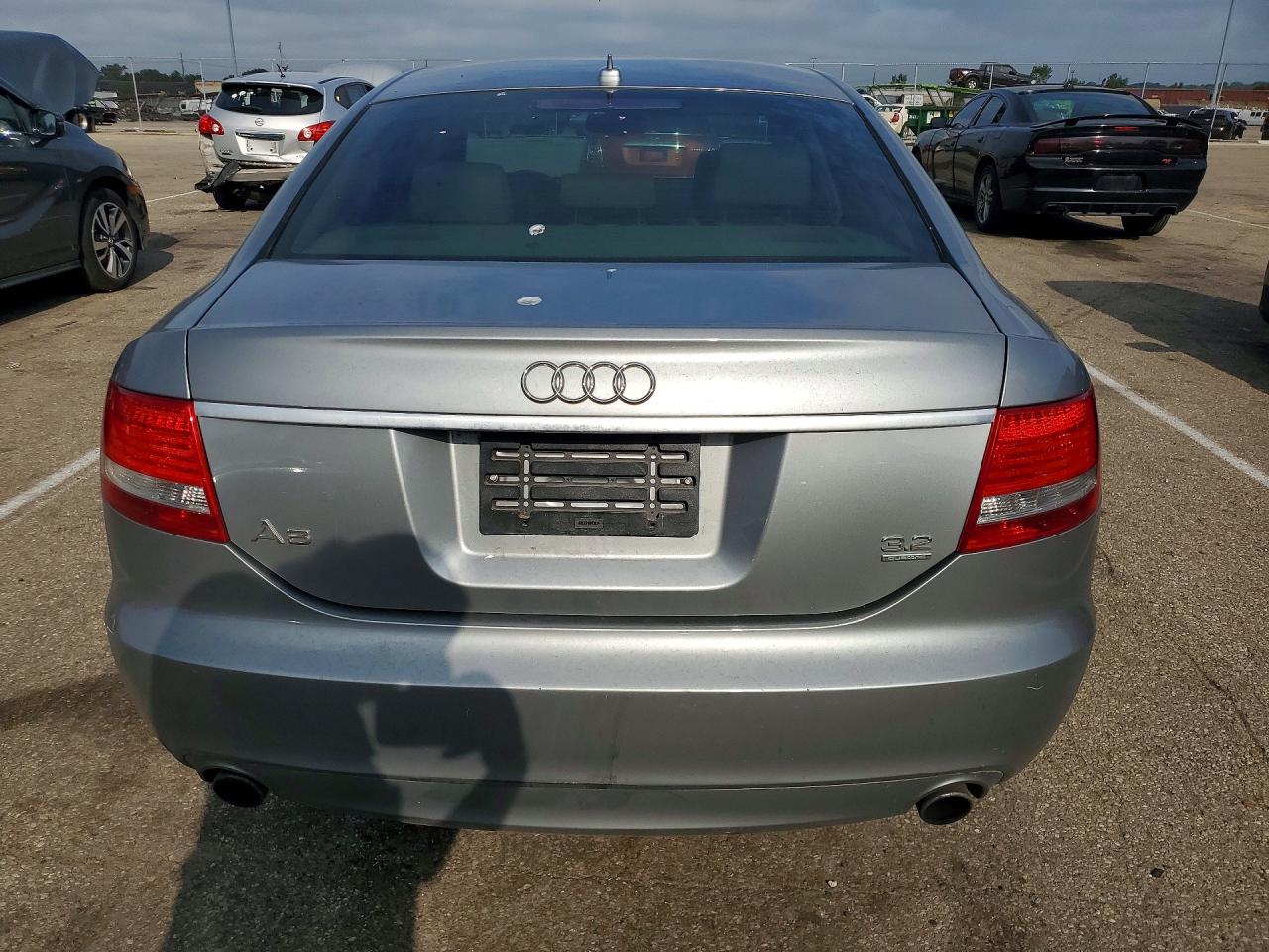2008 Audi A6 3.2 Quattro Silver vin: WAUDH74F68N163037
