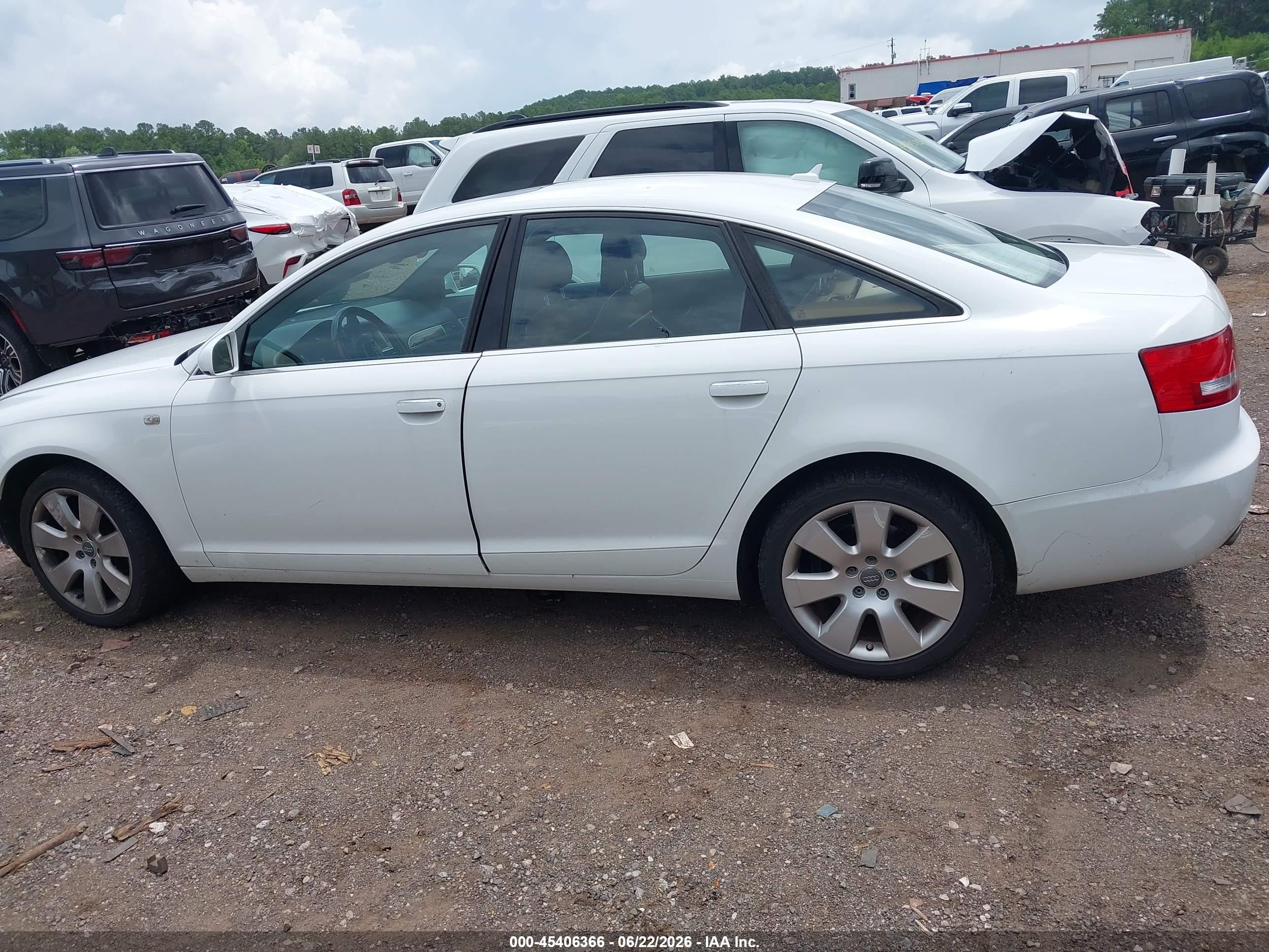 2007 Audi A6 3.2 Белый vin: WAUDH74F77N083261