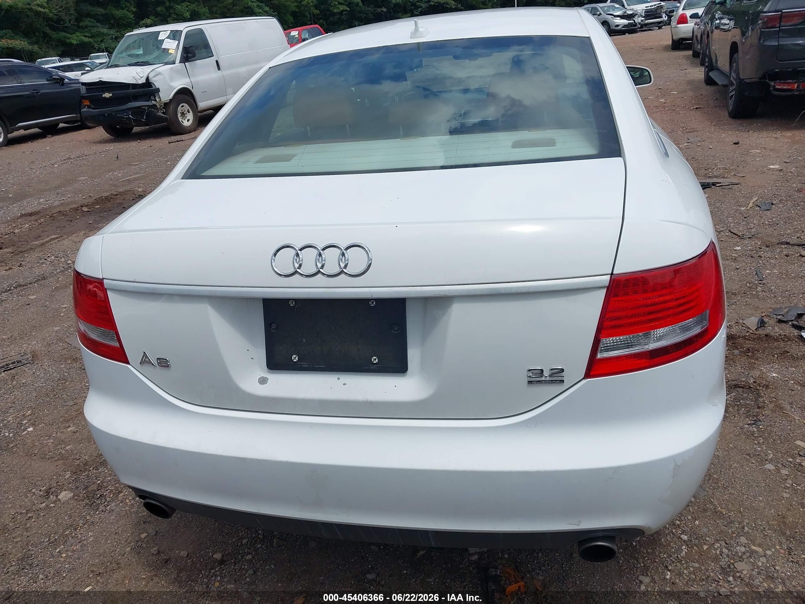2007 Audi A6 3.2 Белый vin: WAUDH74F77N083261