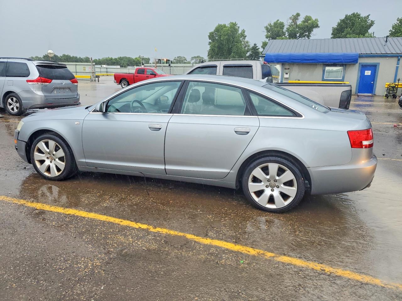 2007 Audi A6 3.2 Quattro Серебряный vin: WAUDH74FX7N013821