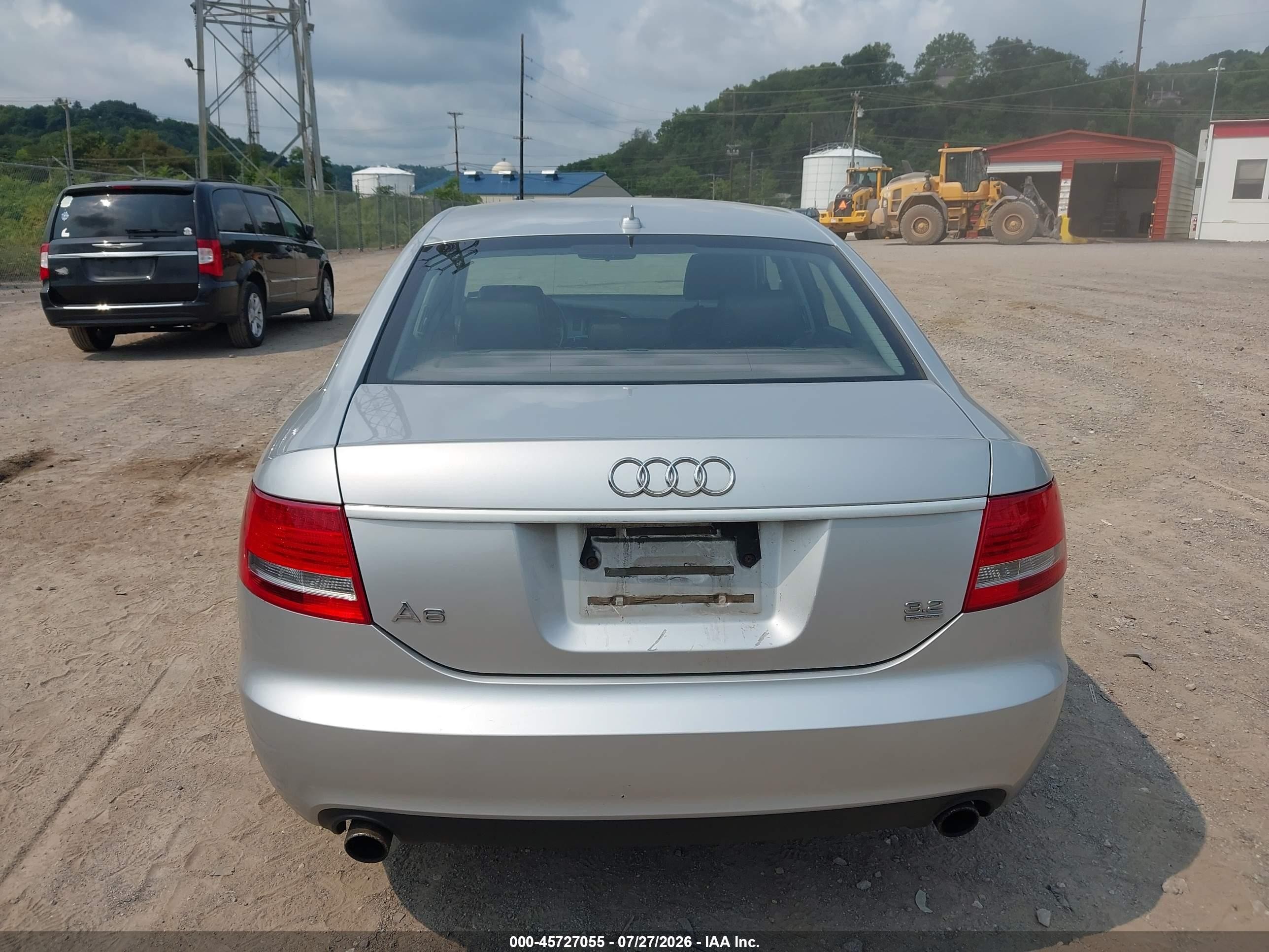 2007 Audi A6 3.2 Silver vin: WAUDH74FX7N049850