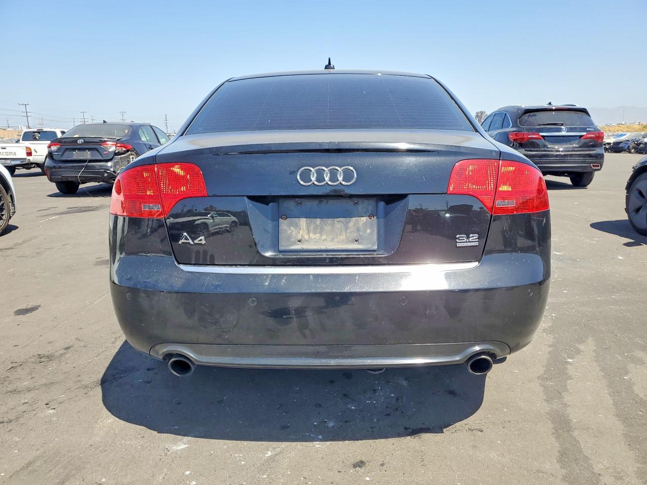 2008 Audi A4 3.2 Quattro Black vin: WAUDH78E38A140811