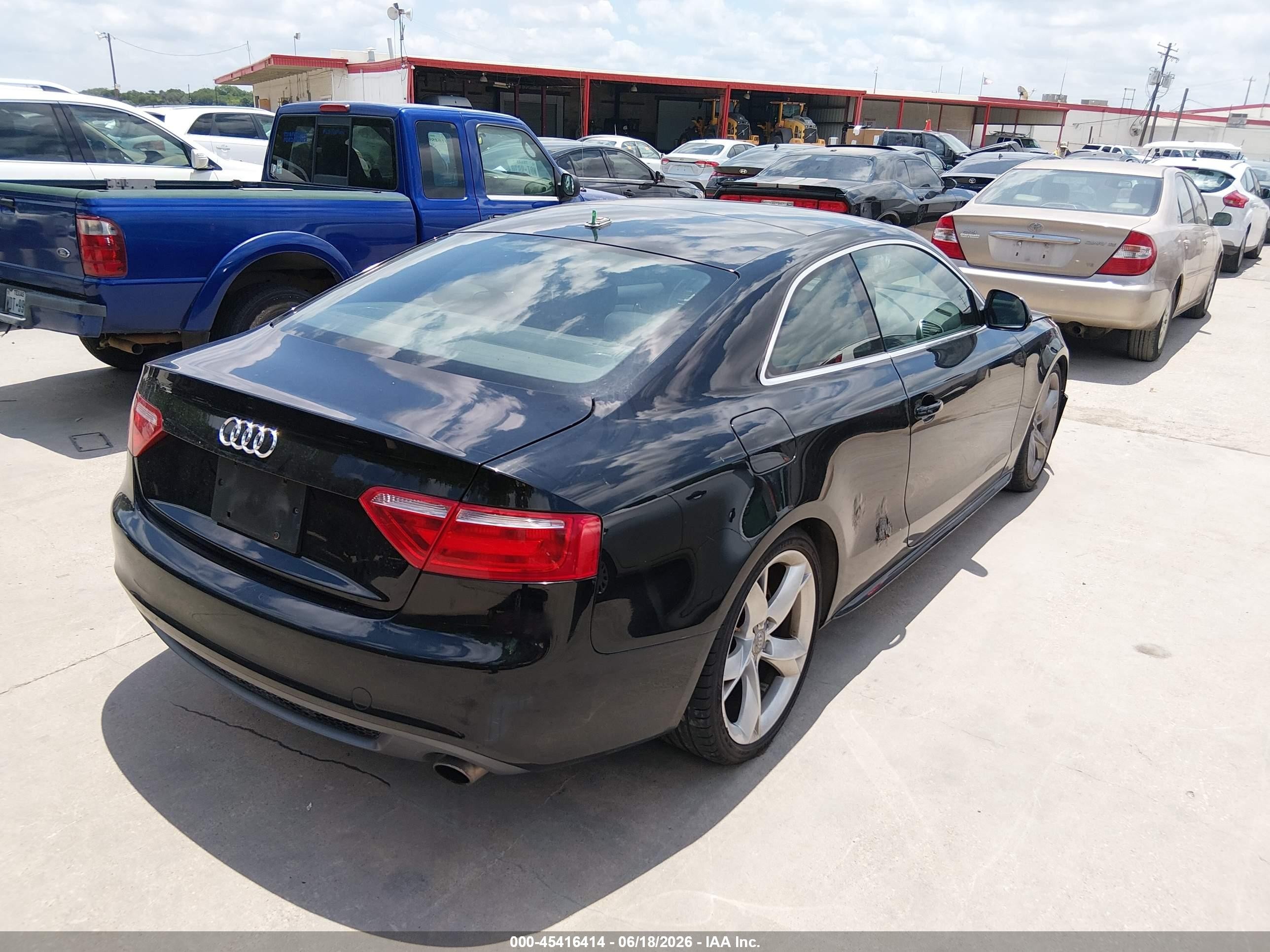 2009 Audi A5 3.2l Black vin: WAUDK78T29A024162